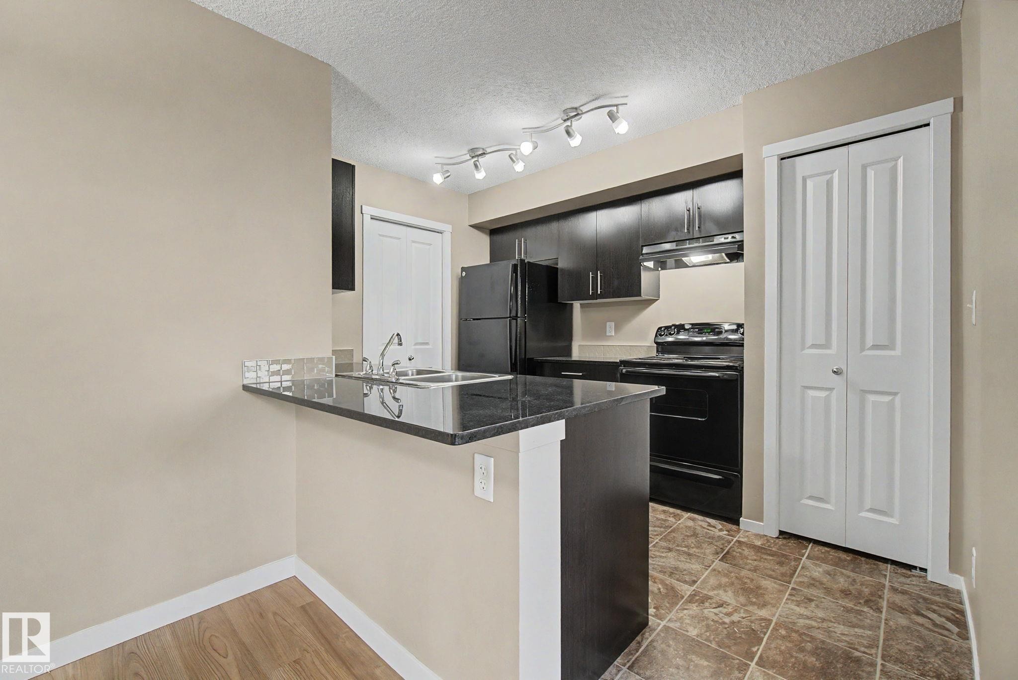 123 5370 Chappelle Road, Edmonton, AB