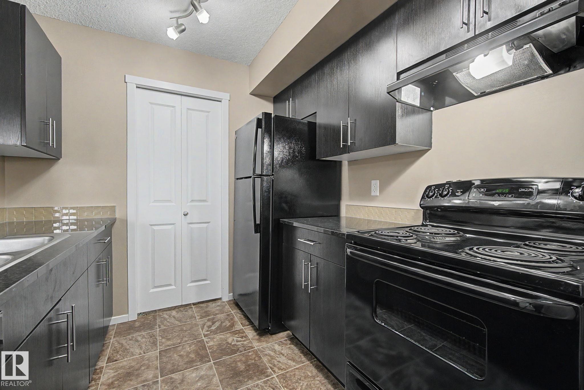 123 5370 Chappelle Road, Edmonton, AB
