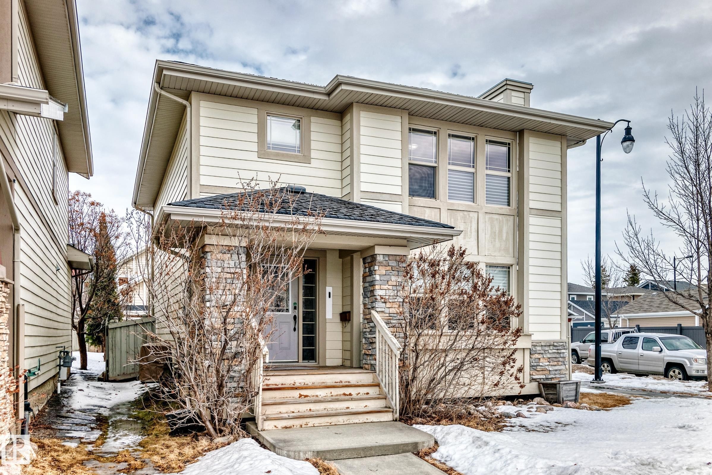 351 Griesbach School Road, Edmonton, AB