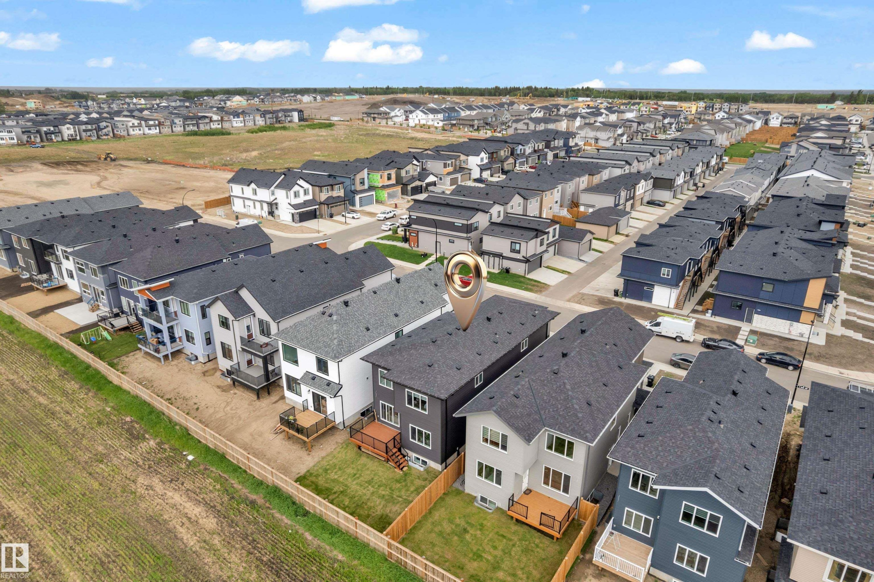 2820 1 Avenue, Edmonton, AB