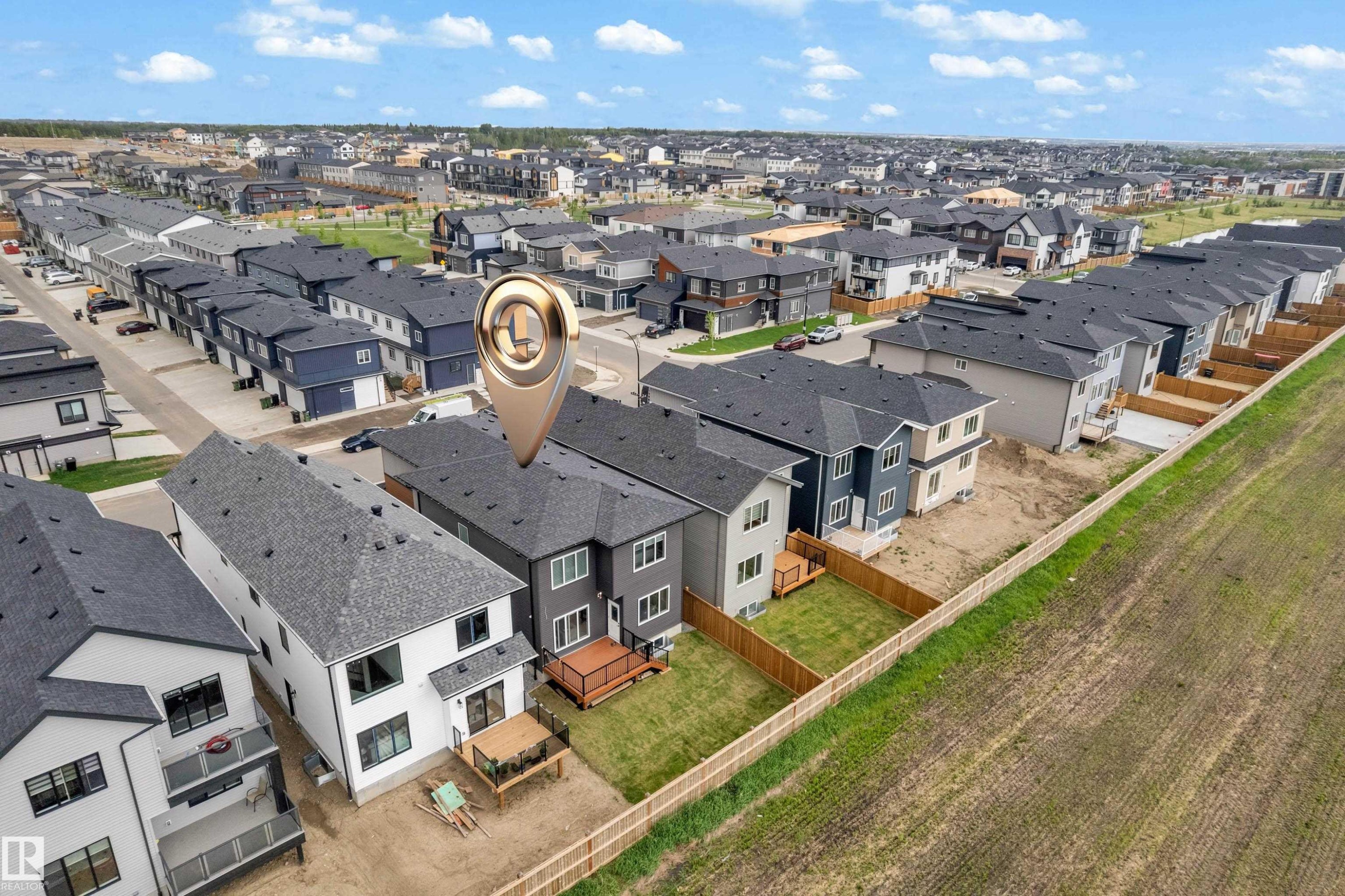 2820 1 Avenue, Edmonton, AB