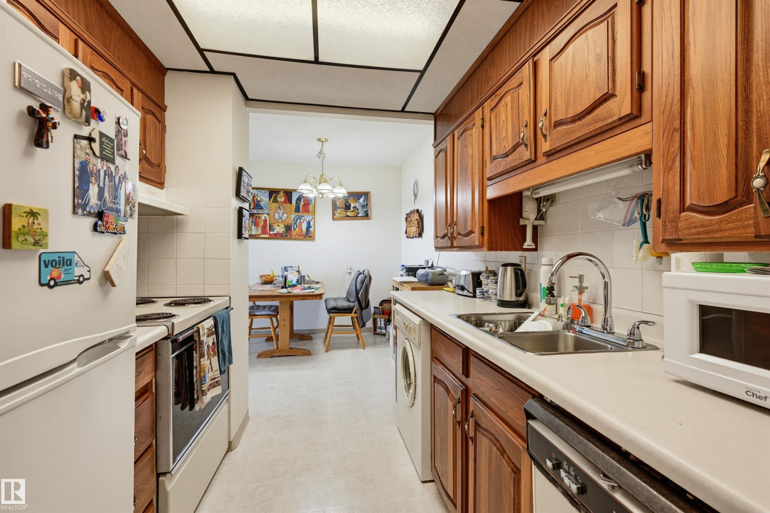 #1006 12141 Jasper Av Nw, Edmonton, AB