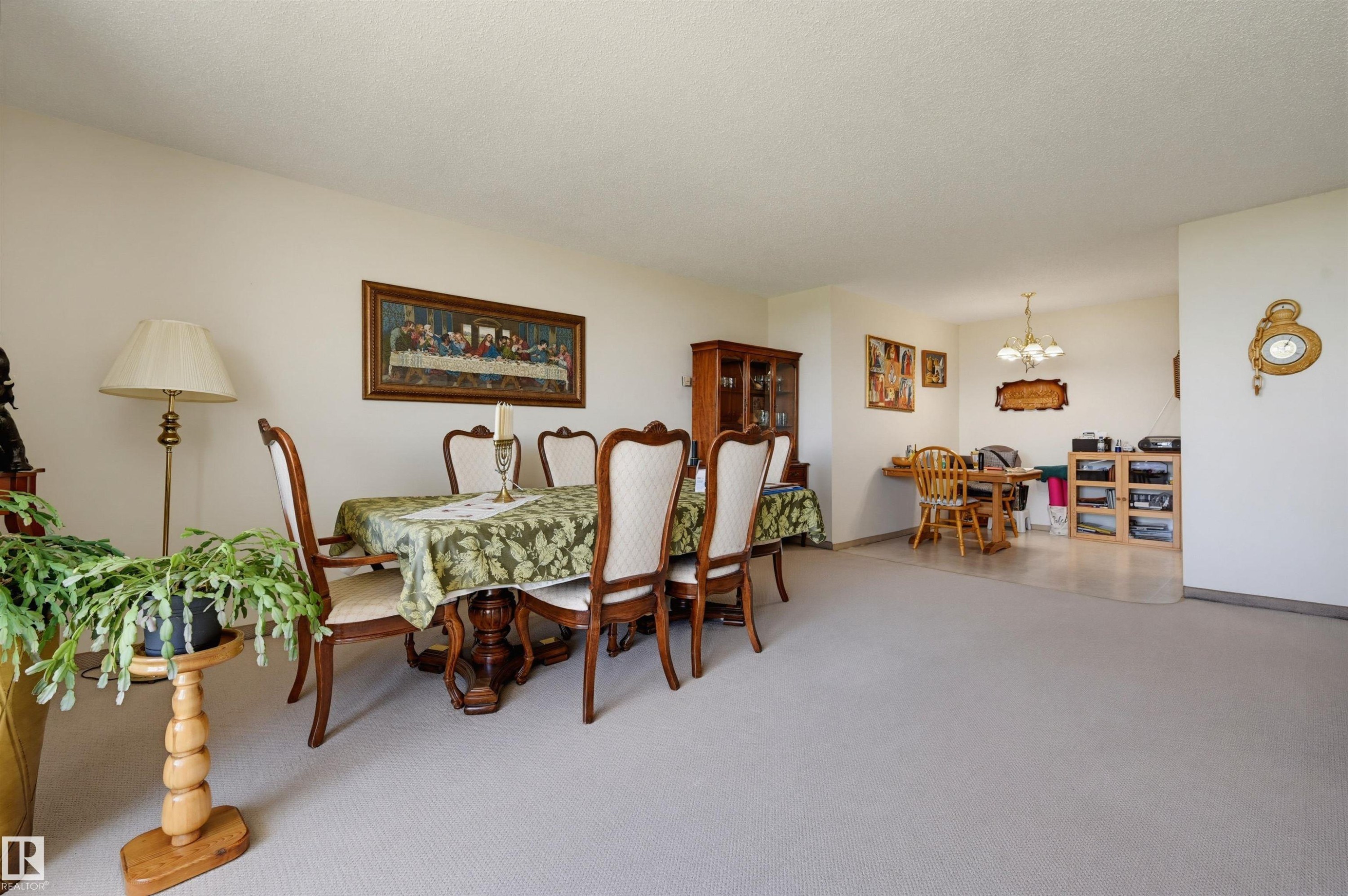 #1006 12141 Jasper Av Nw, Edmonton, AB
