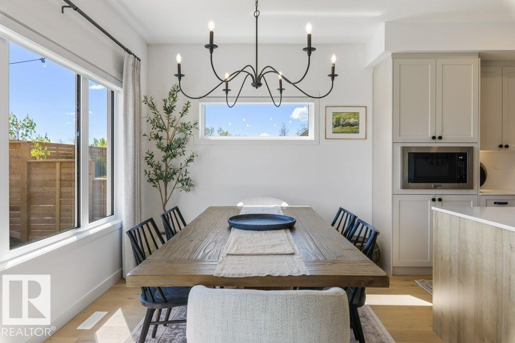 10 Redwing Wynd, St. Albert, AB - Indoor Photo Showing Dining Room