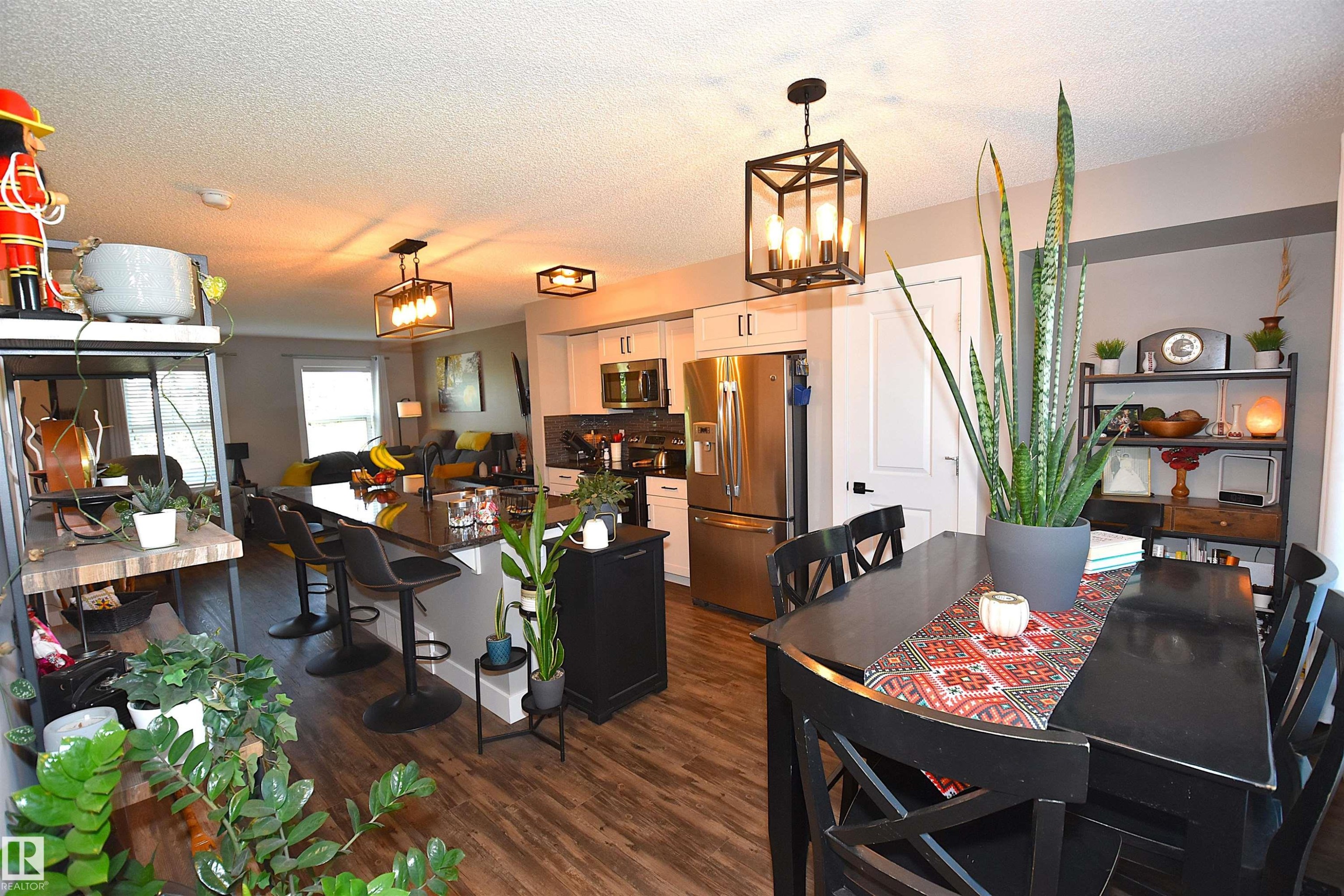 5223 Chappelle Road, Edmonton, AB