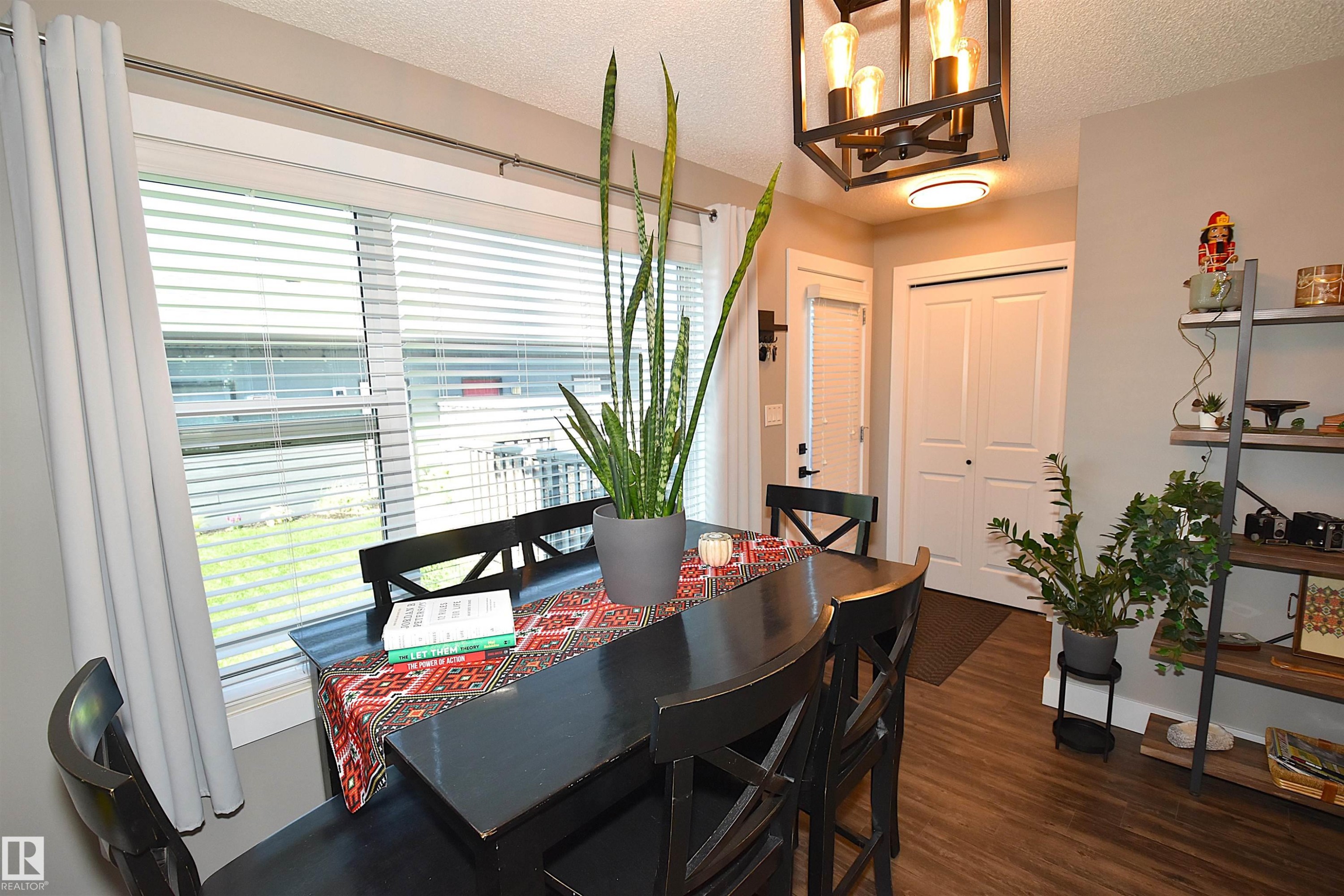 5223 Chappelle Road, Edmonton, AB