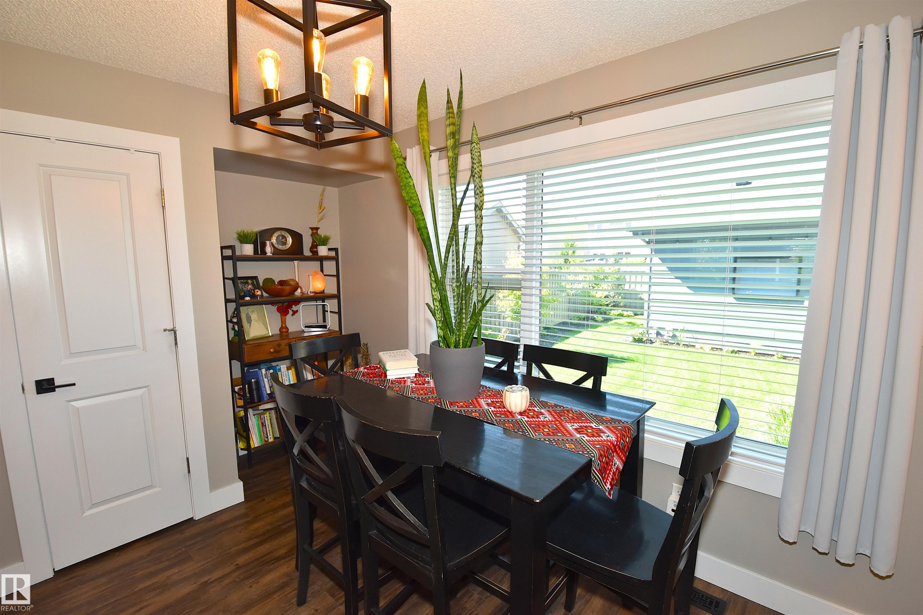 5223 Chappelle Road, Edmonton, AB