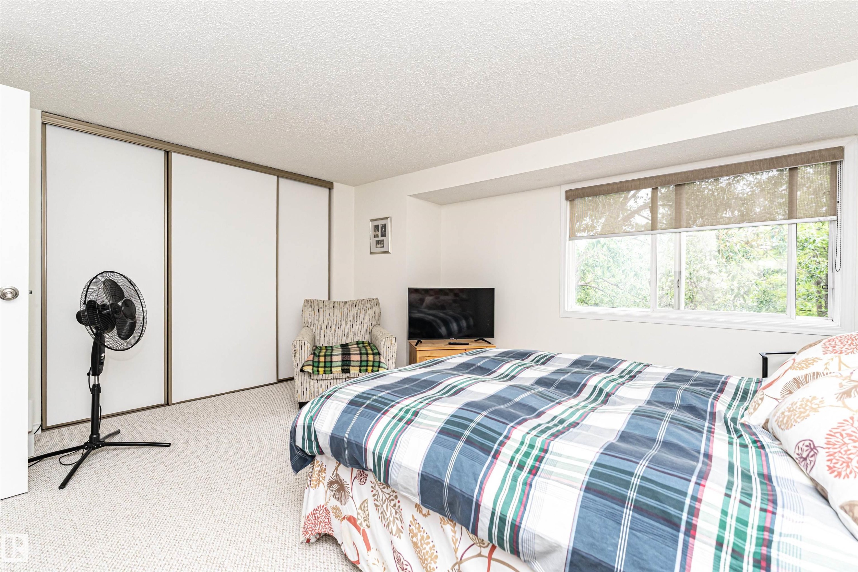 Bedroom - 18 Walden Park, St. Albert, AB