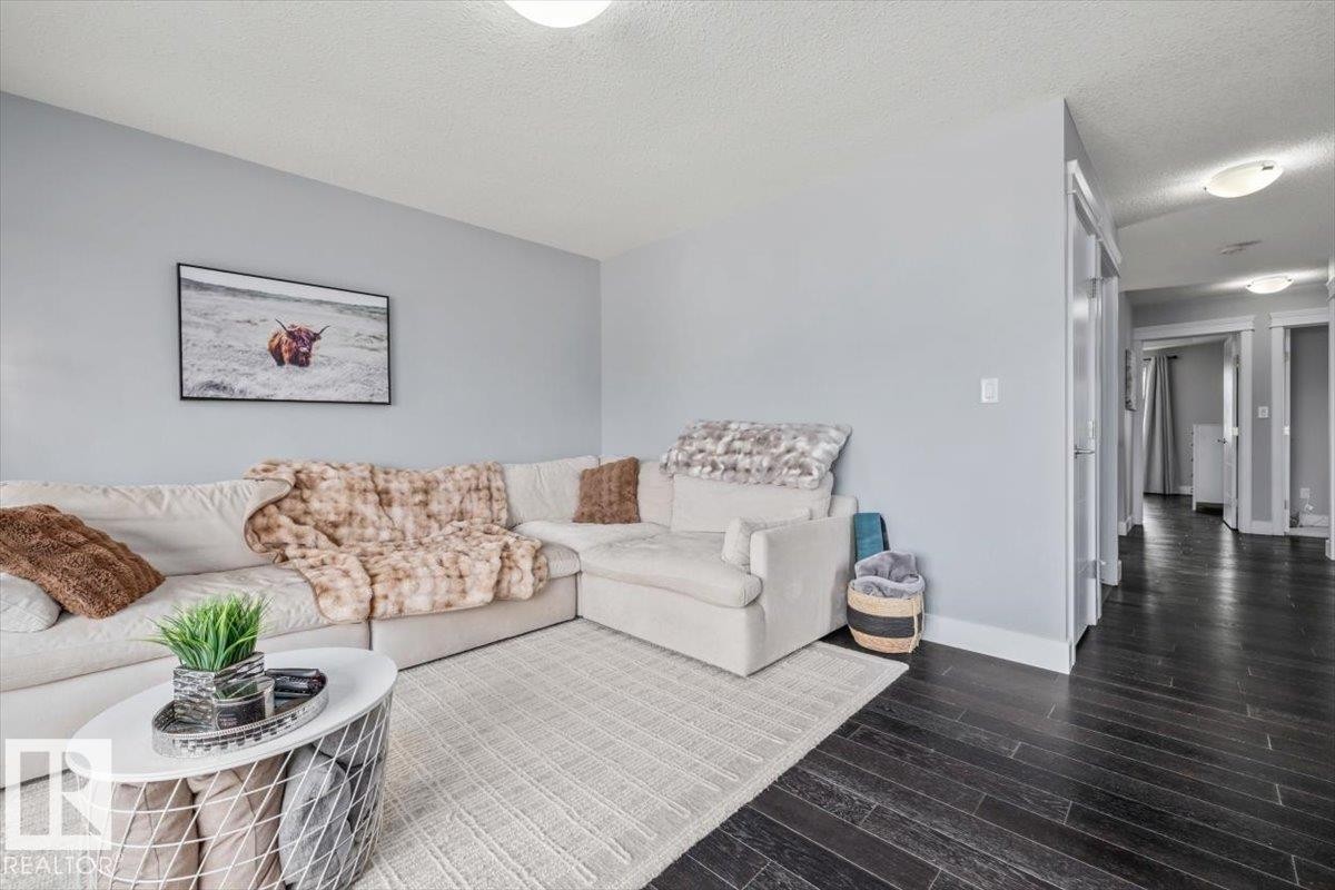 13023 207 Street, Edmonton, AB