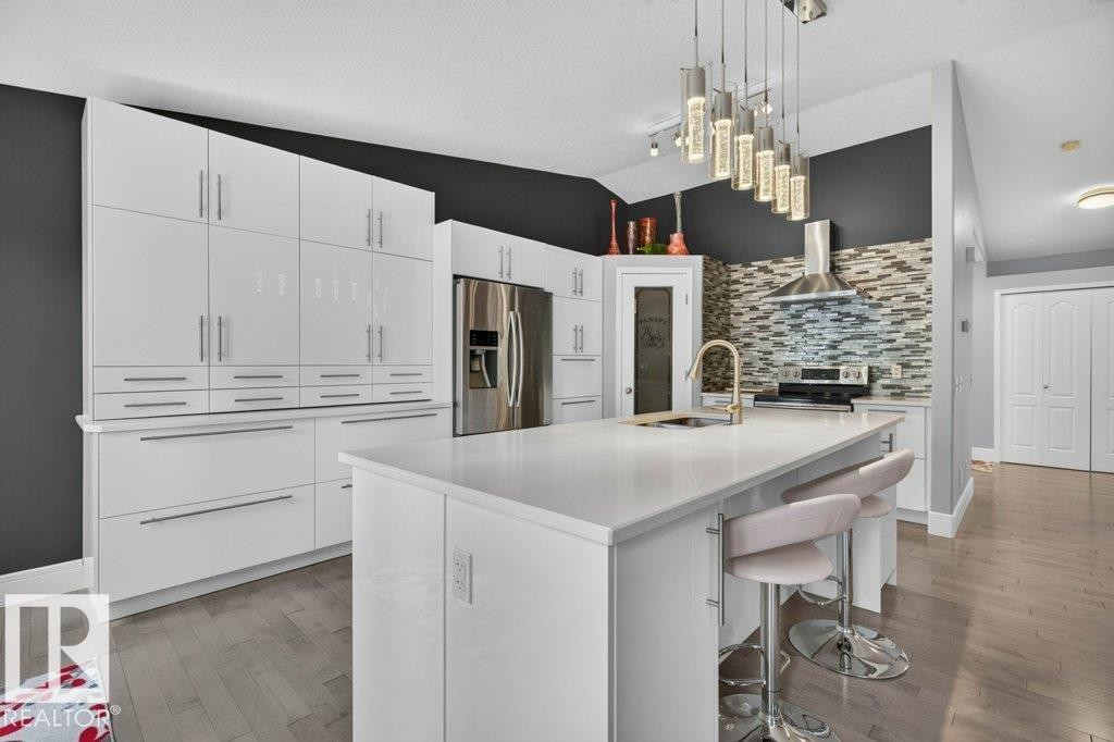 23 9 Dechene Road, Edmonton, AB