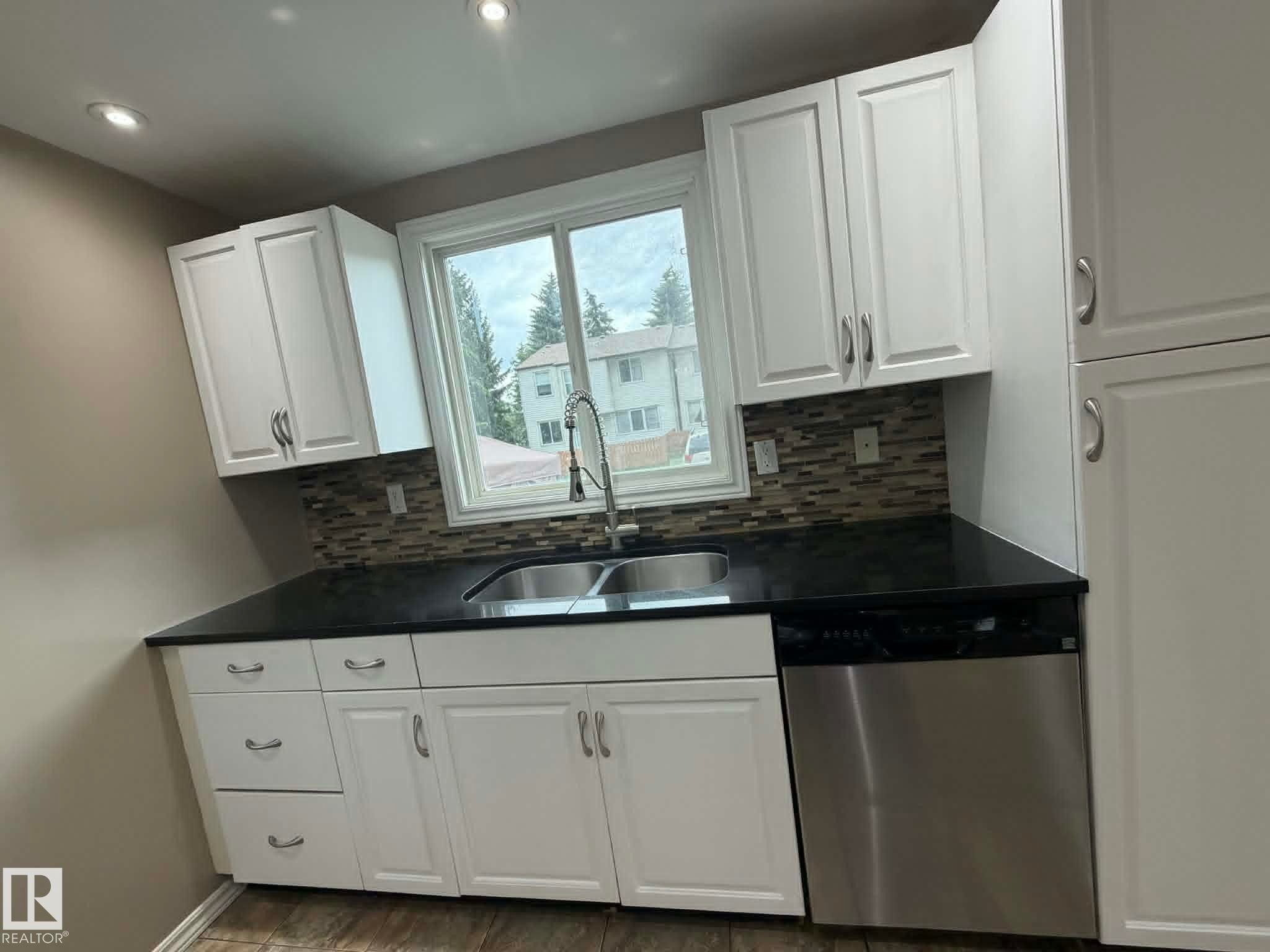 6624 178 Street, Edmonton, AB