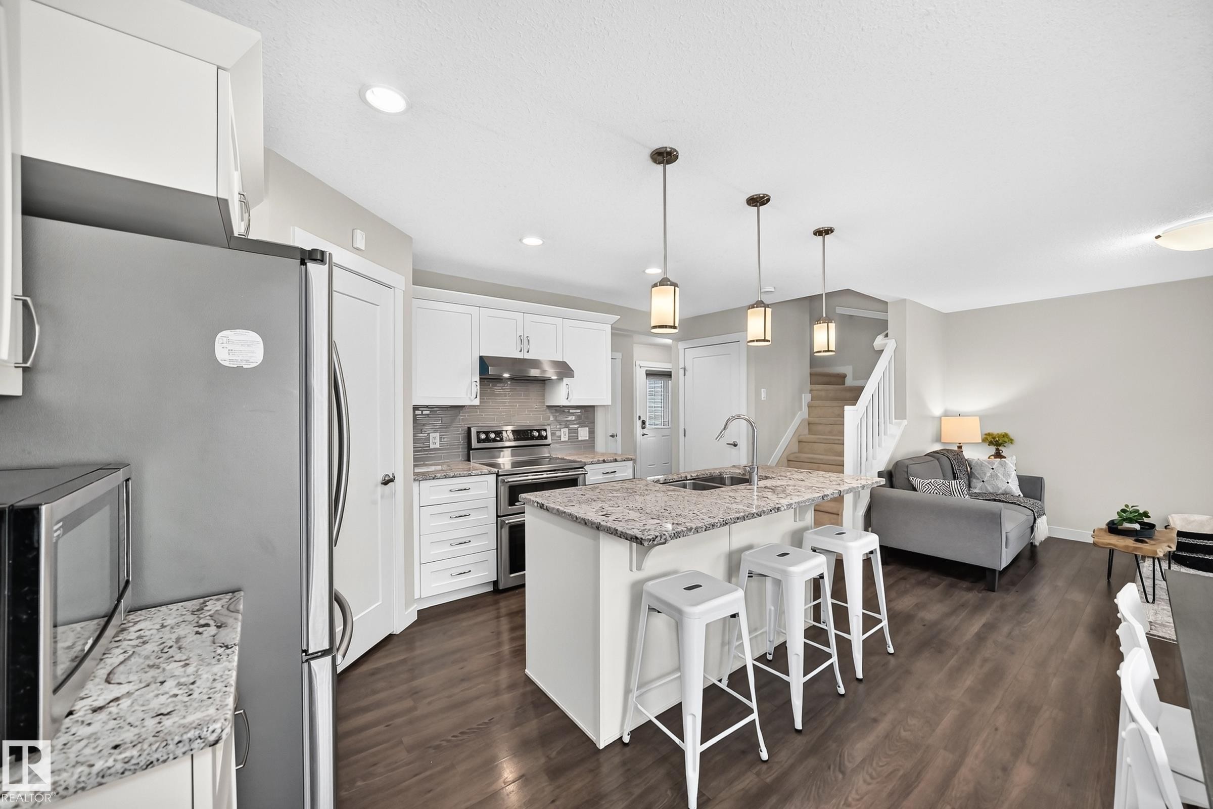4477 Annett Common, Edmonton, AB