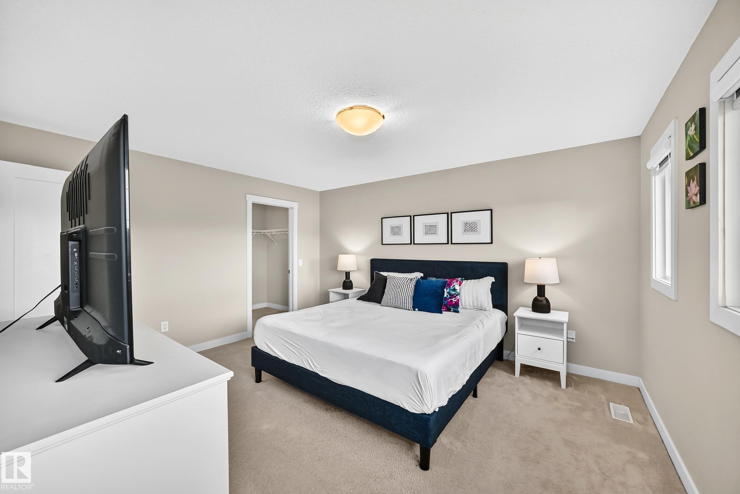 4477 Annett Common, Edmonton, AB