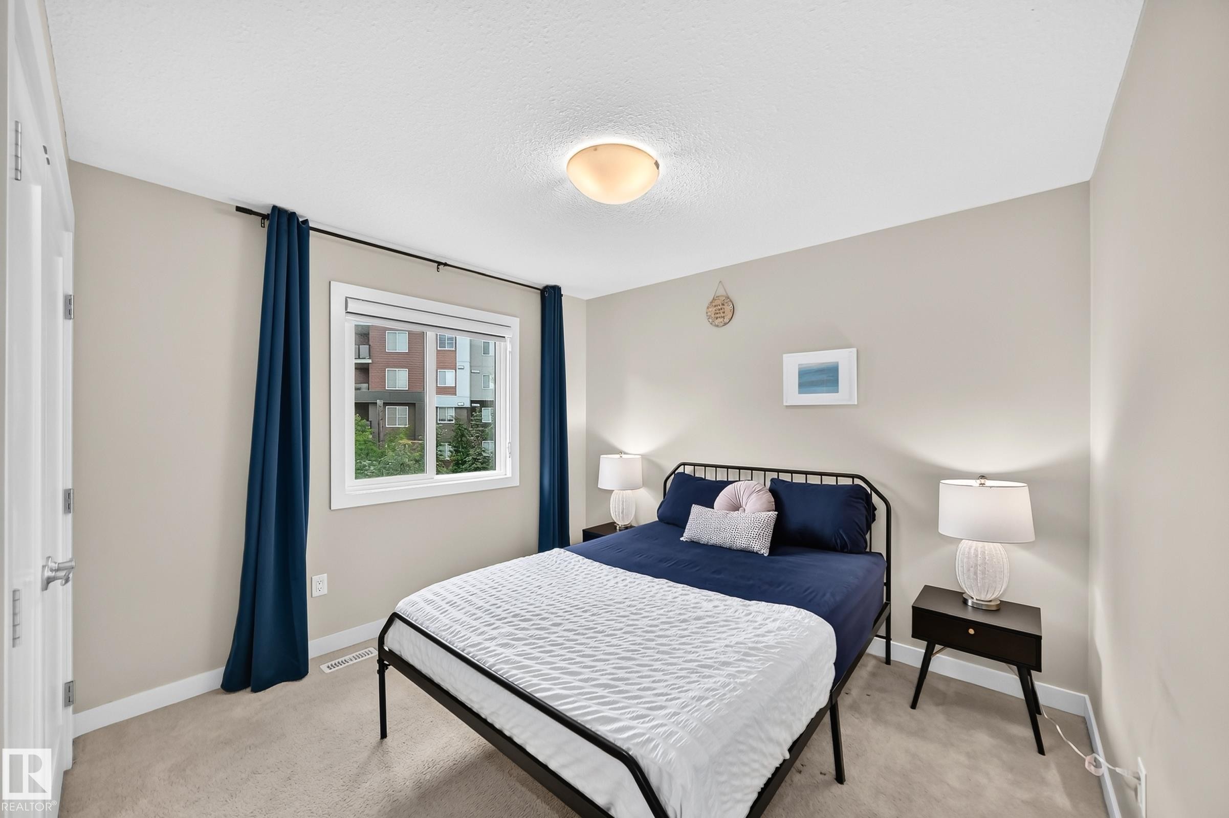 4477 Annett Common, Edmonton, AB