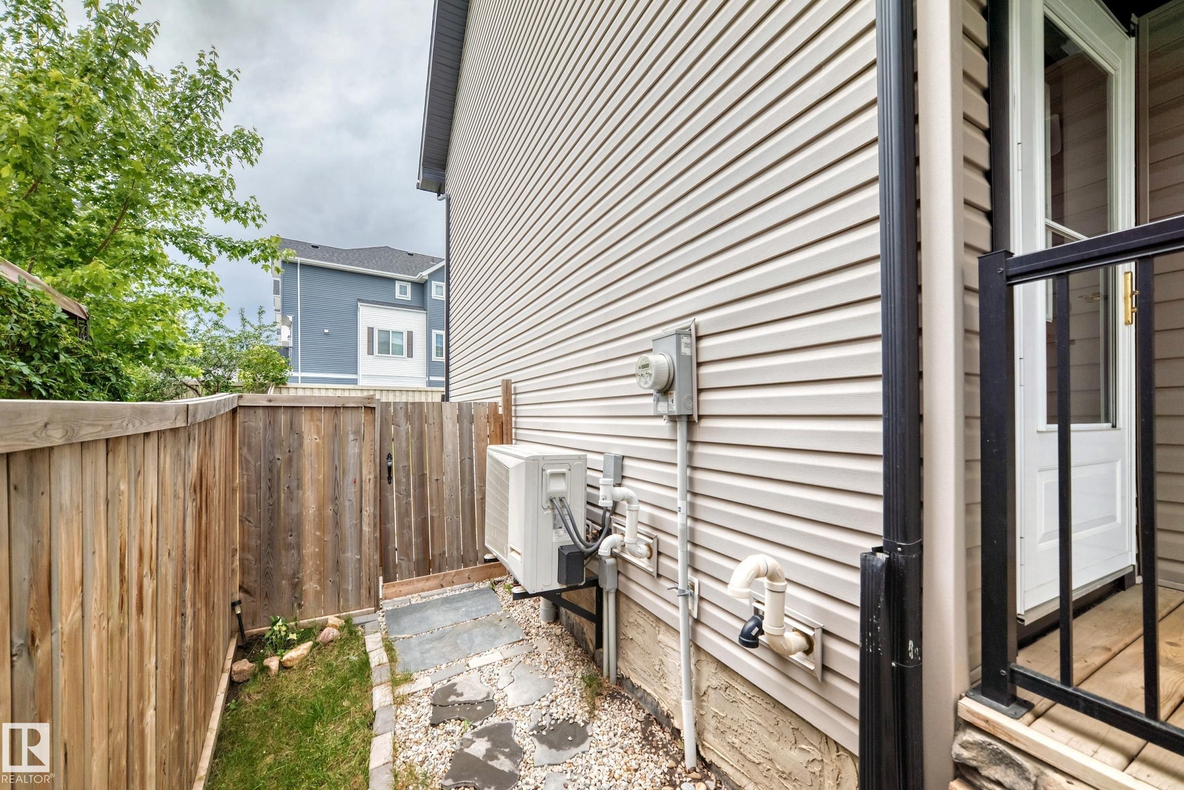 4477 Annett Common, Edmonton, AB