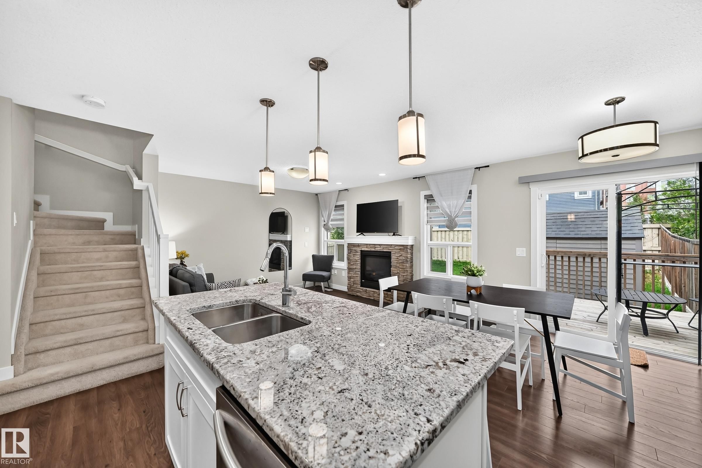 4477 Annett Common, Edmonton, AB
