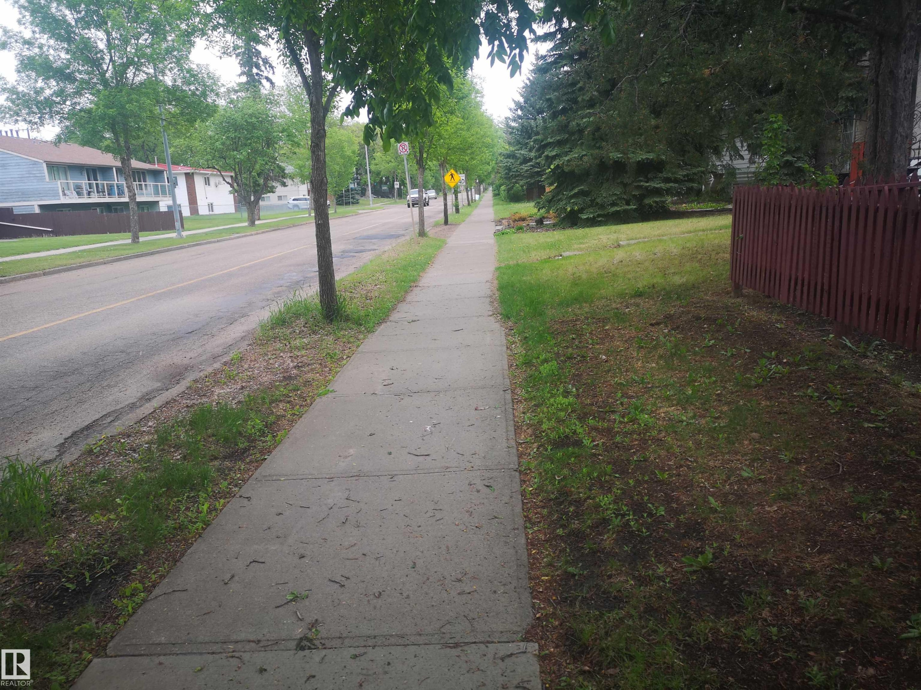 8751 76 Avenue Nw, Edmonton, AB