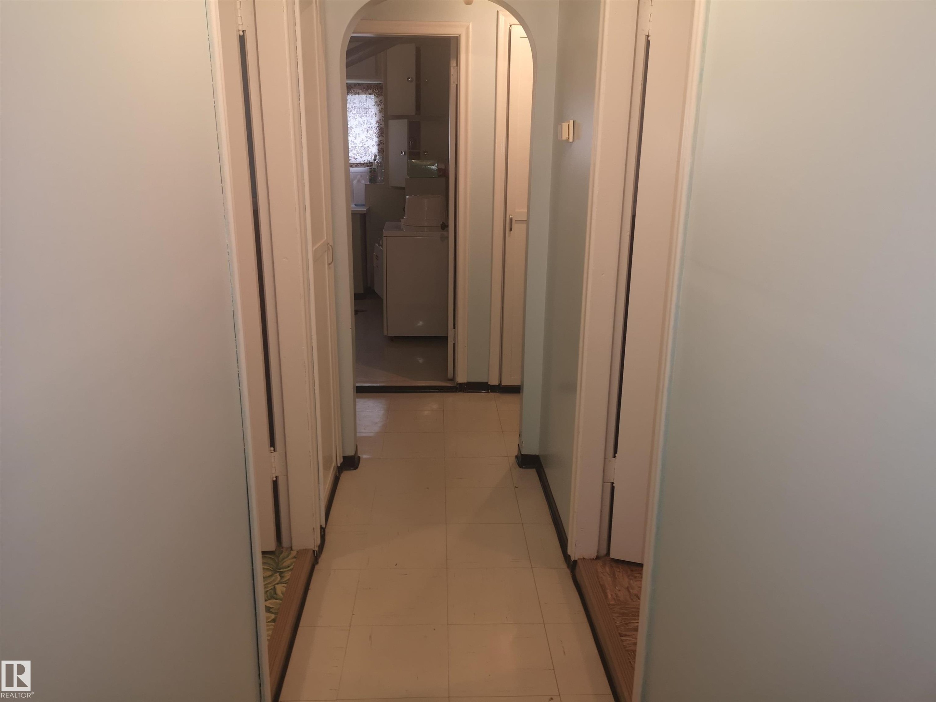 8751 76 Avenue Nw, Edmonton, AB