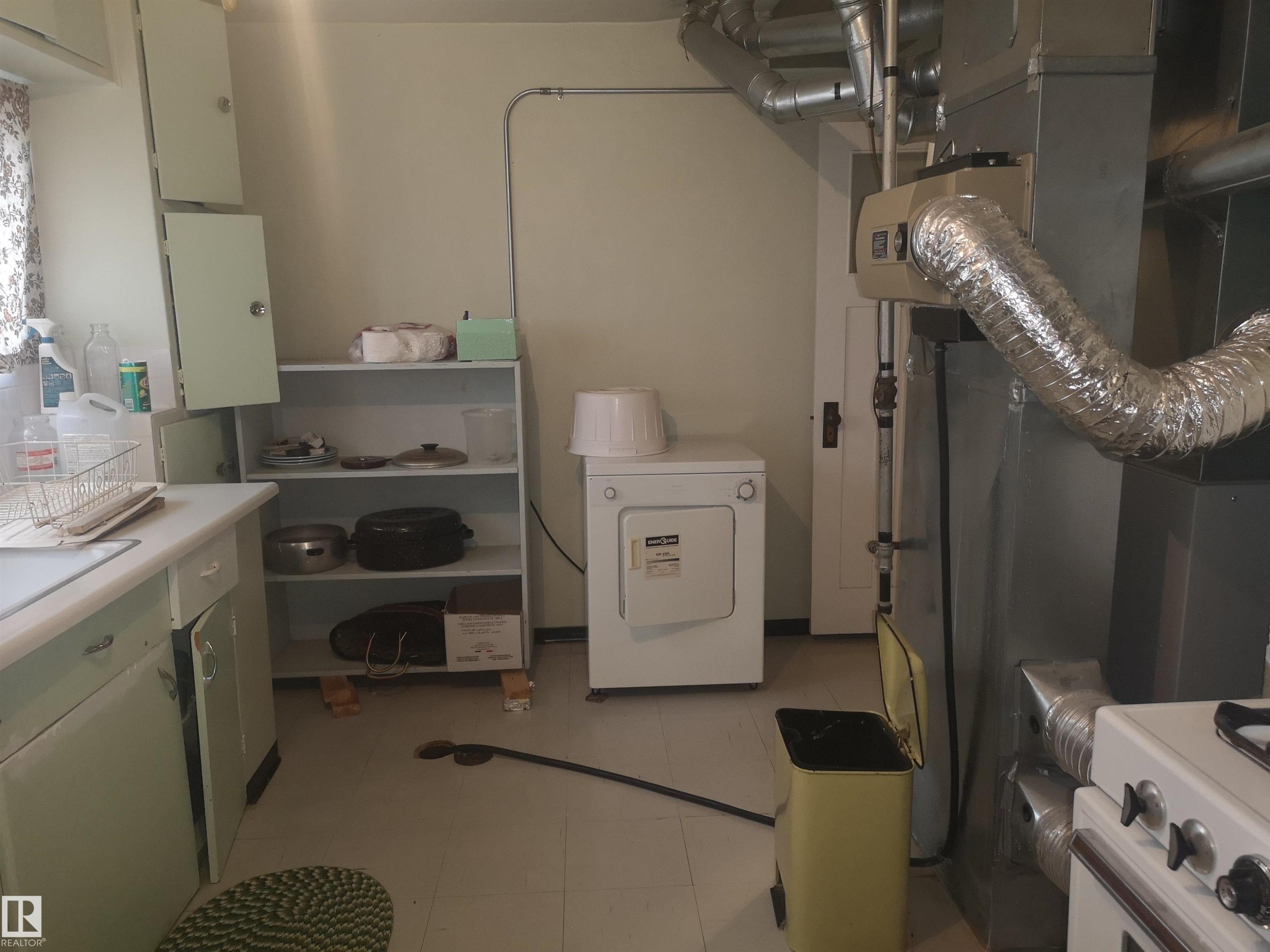Utility Room - 8751 76 Avenue Nw, Edmonton, AB