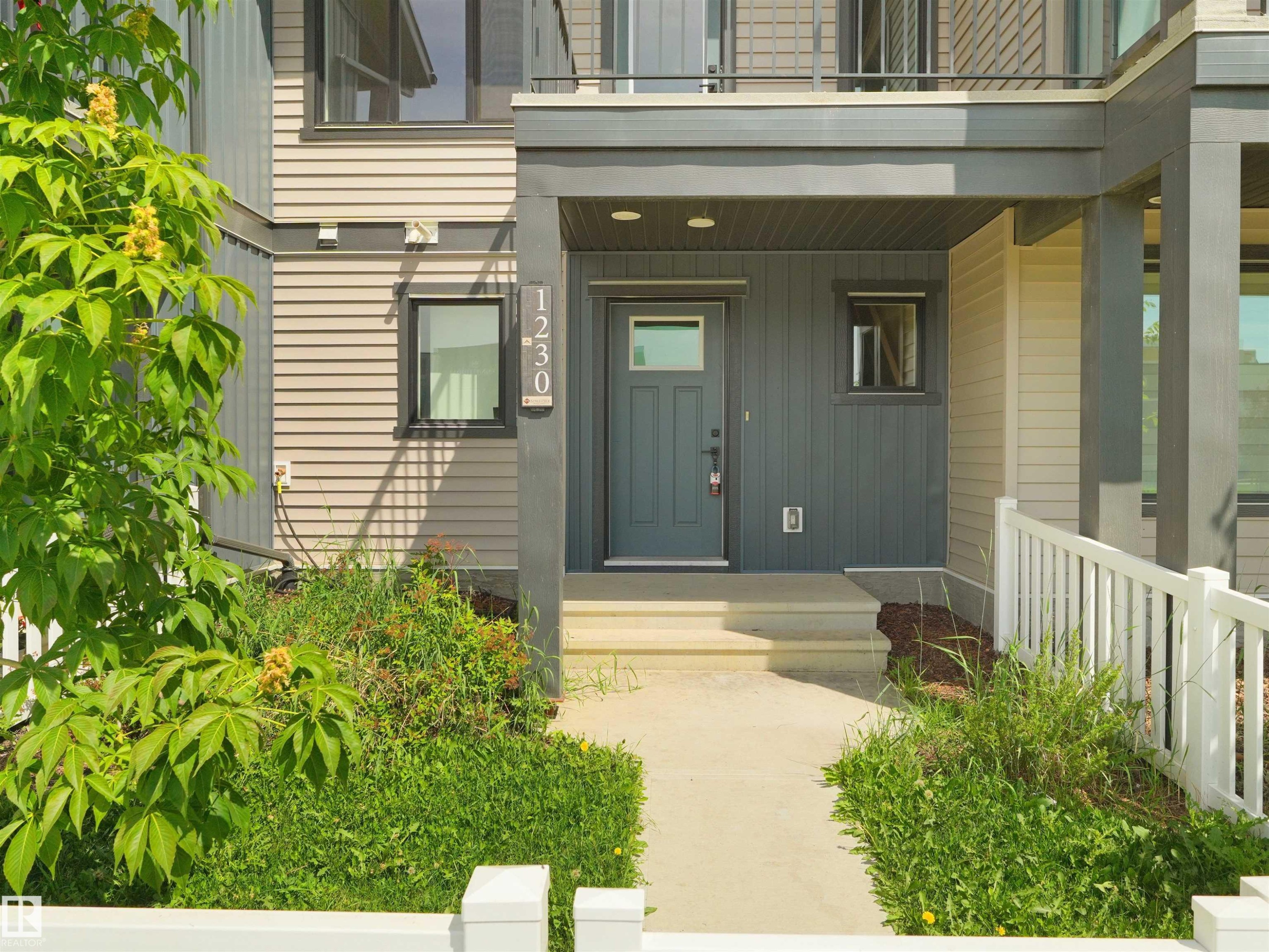 1230 Aster Boulevard, Edmonton, AB