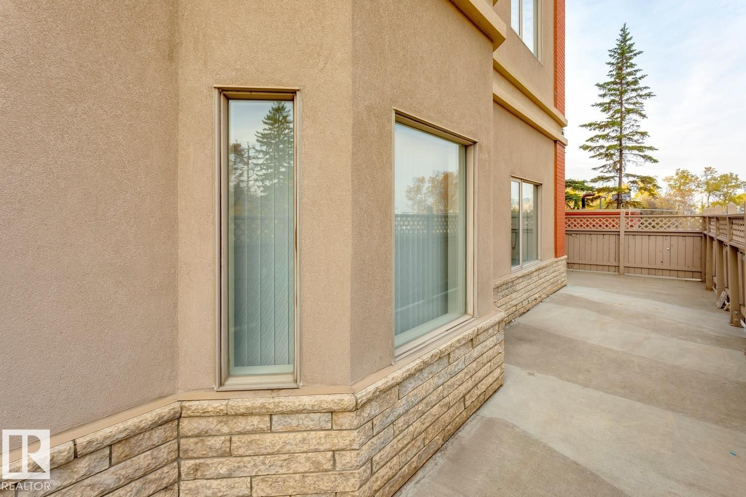 102 10649 Saskatchewan Drive, Edmonton, AB