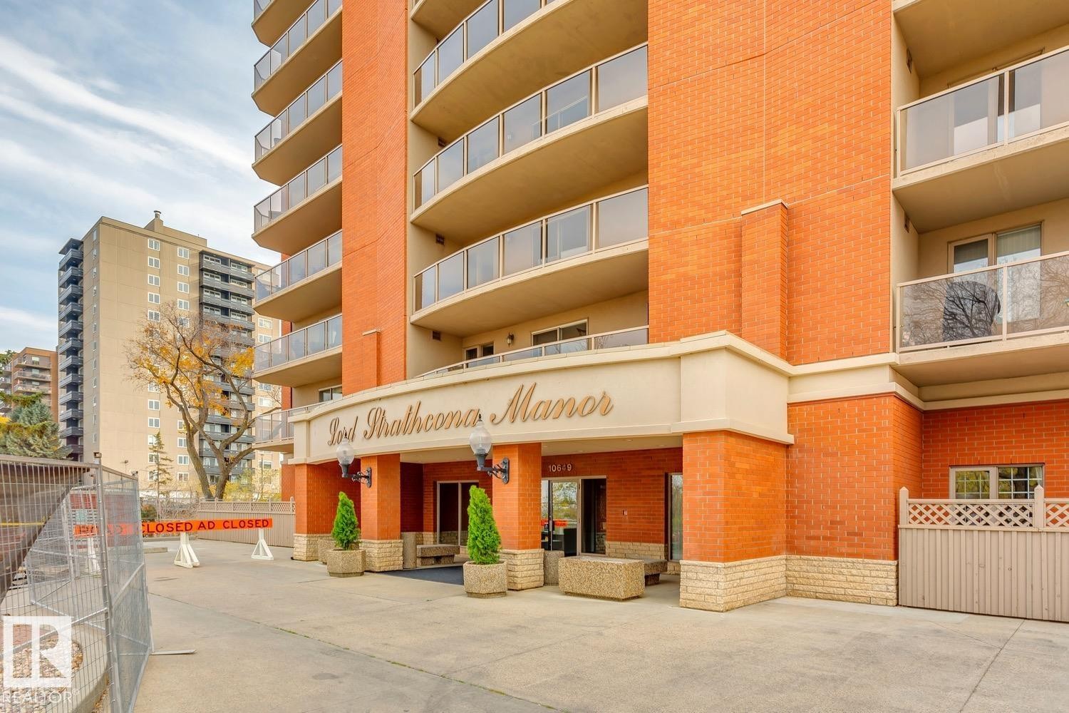 102 10649 Saskatchewan Drive, Edmonton, AB