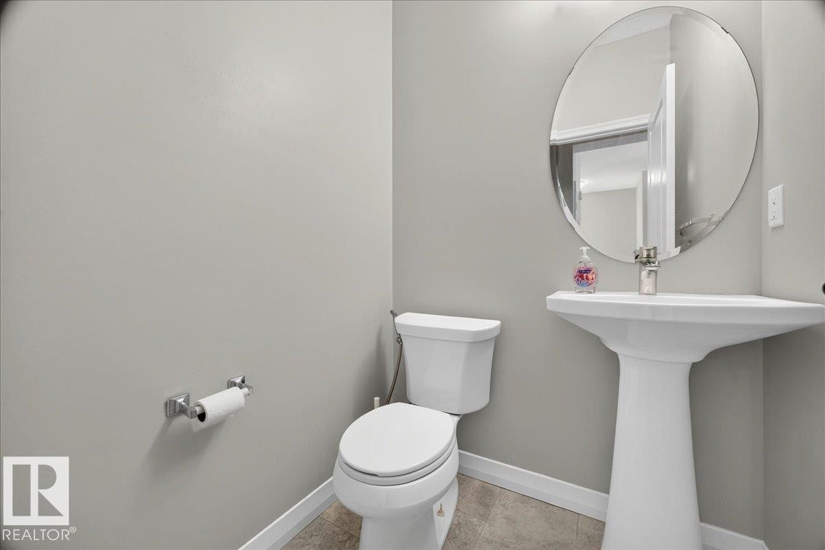 Bathroom - 17203 71 Street, Edmonton, AB