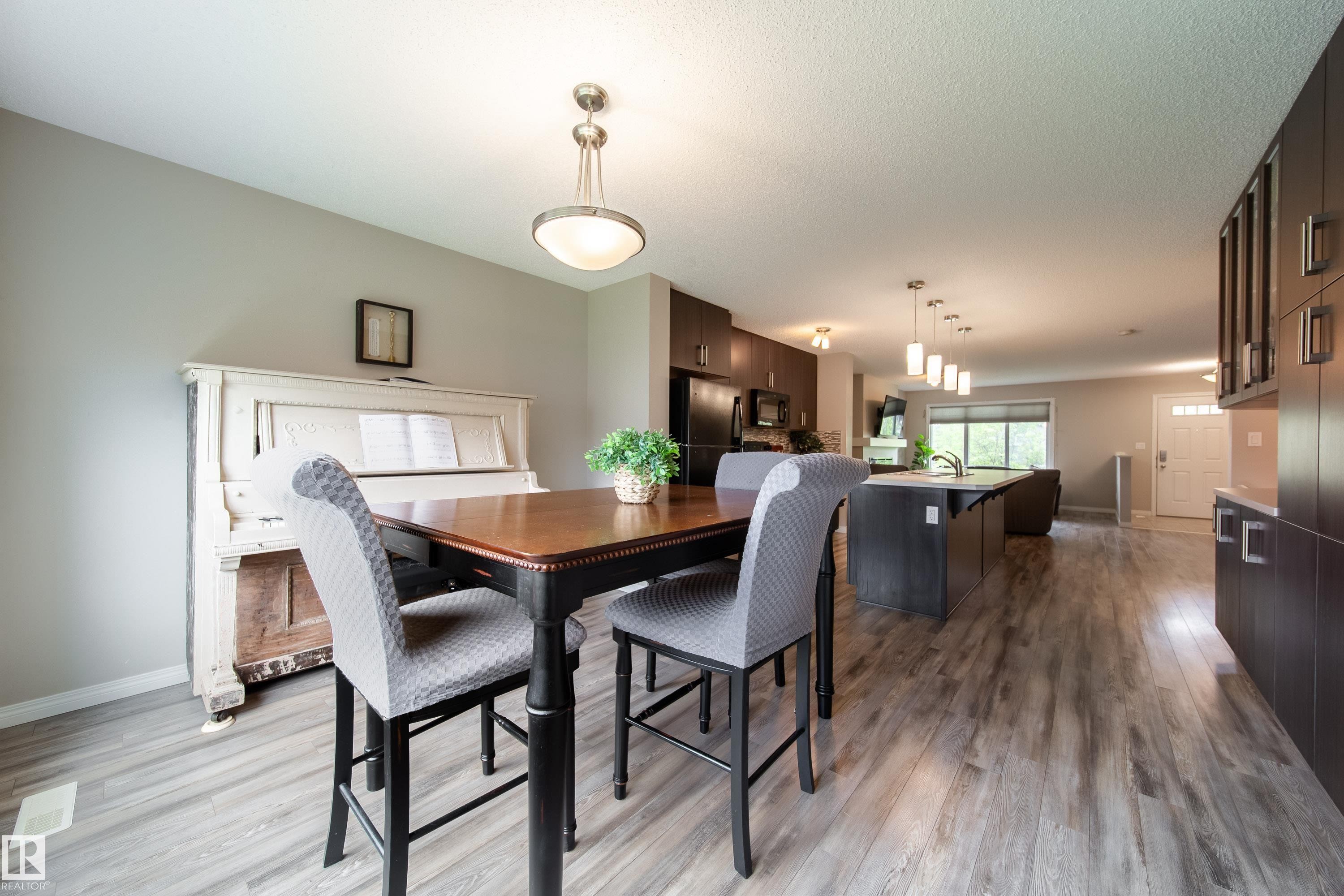Dining area - 3211 Cherry Crescent, Edmonton, AB