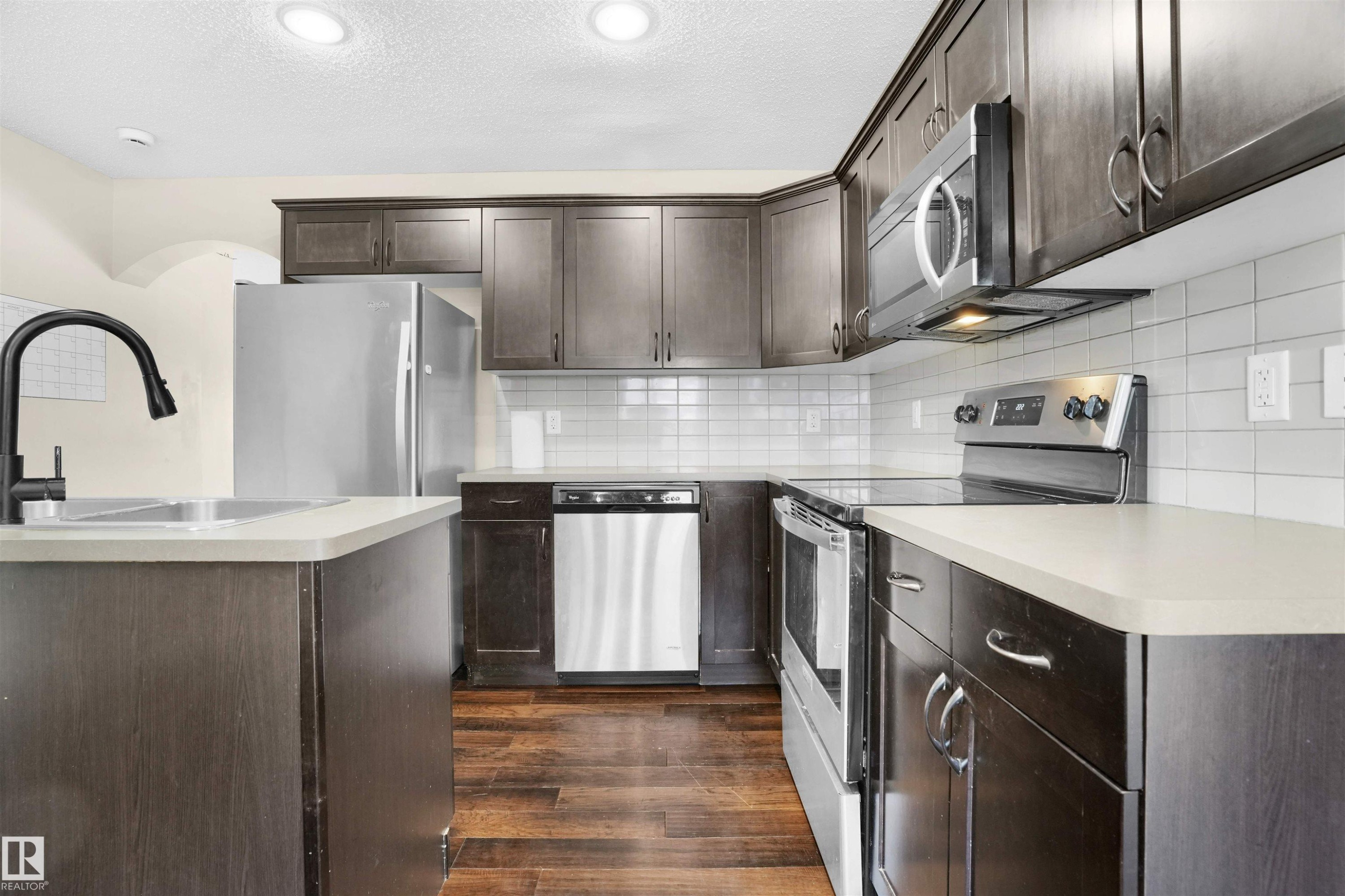 1442 33A Street, Edmonton, AB
