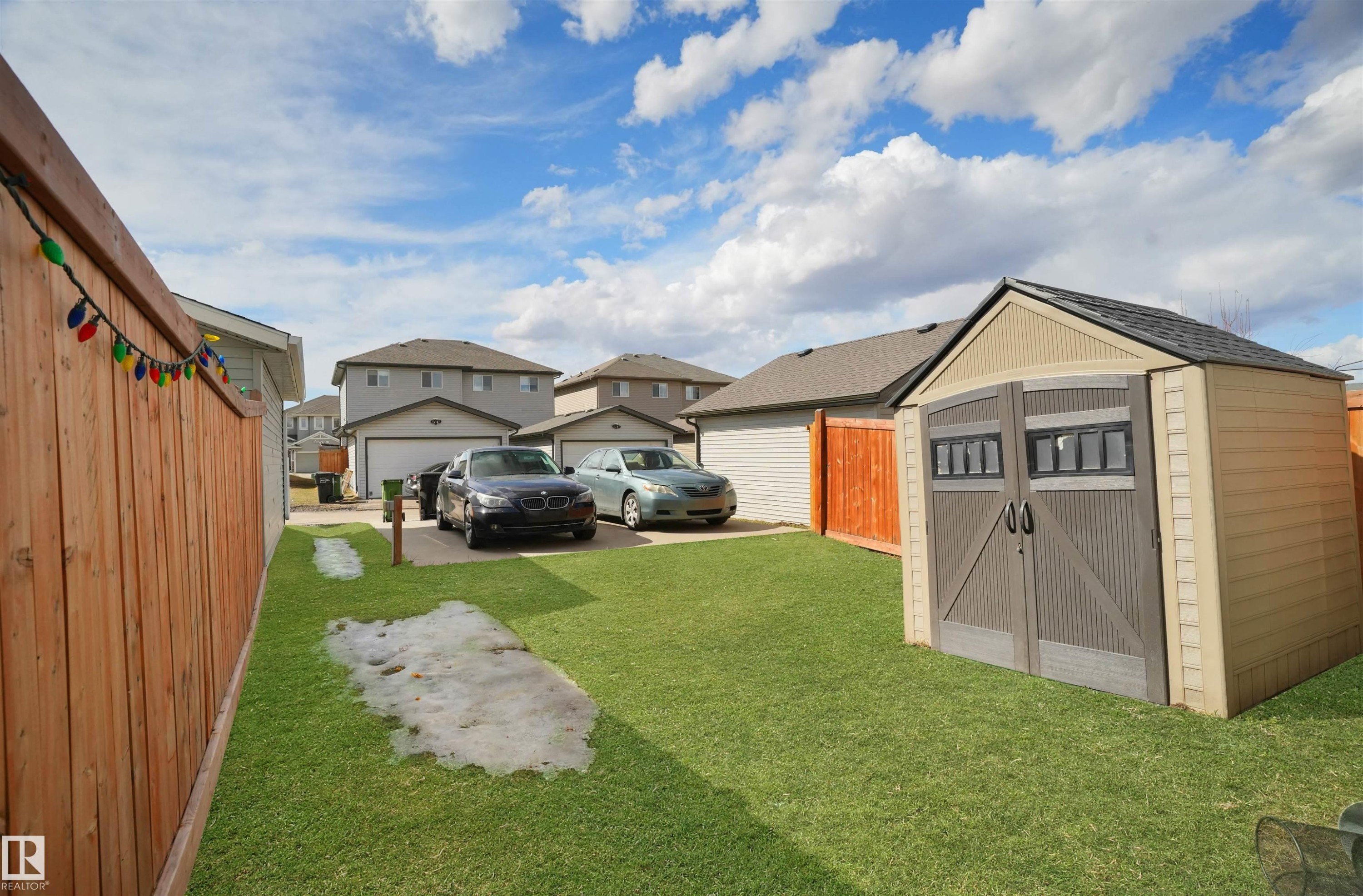 1442 33A Street, Edmonton, AB