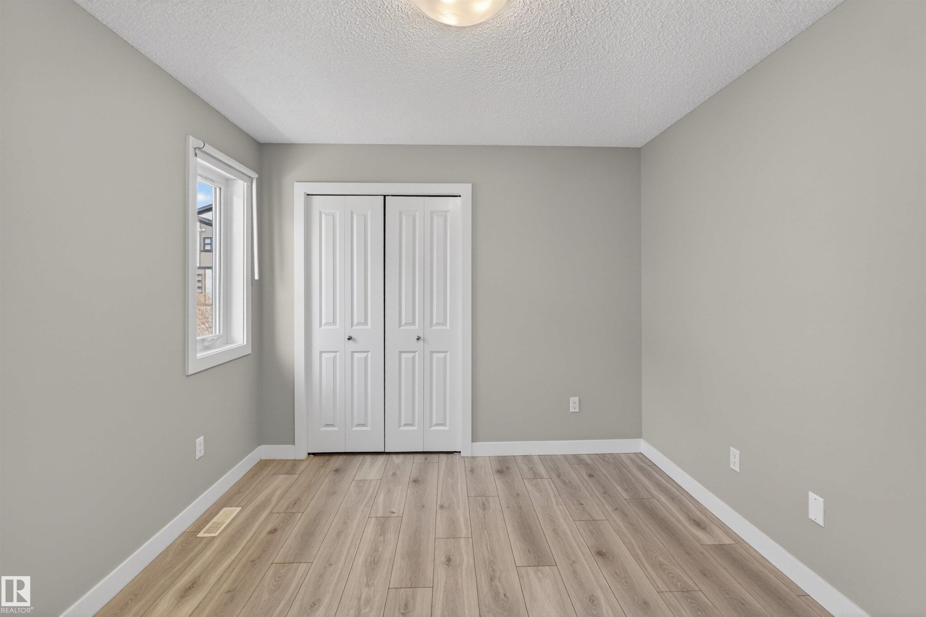 1203 163 Street Sw, Edmonton, AB