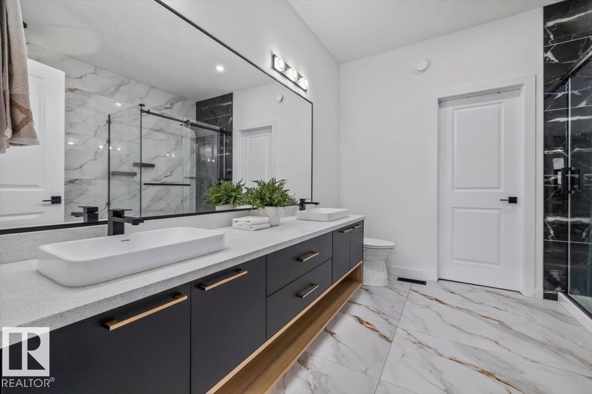 3616 Triomphe Boulevard, Beaumont, AB - Indoor Photo Showing Bathroom