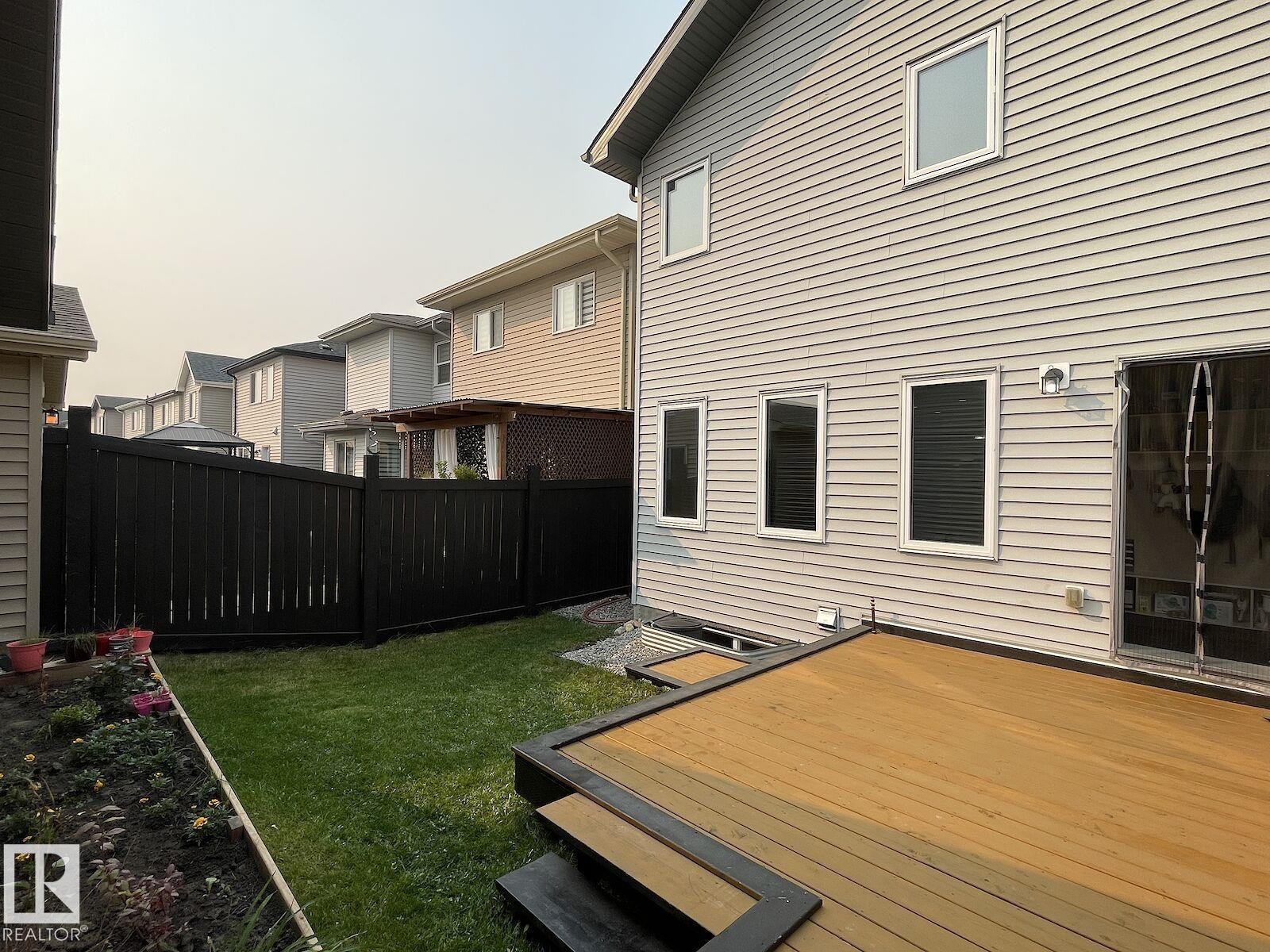 Deck - 2251 Casey Crescent, Edmonton, AB