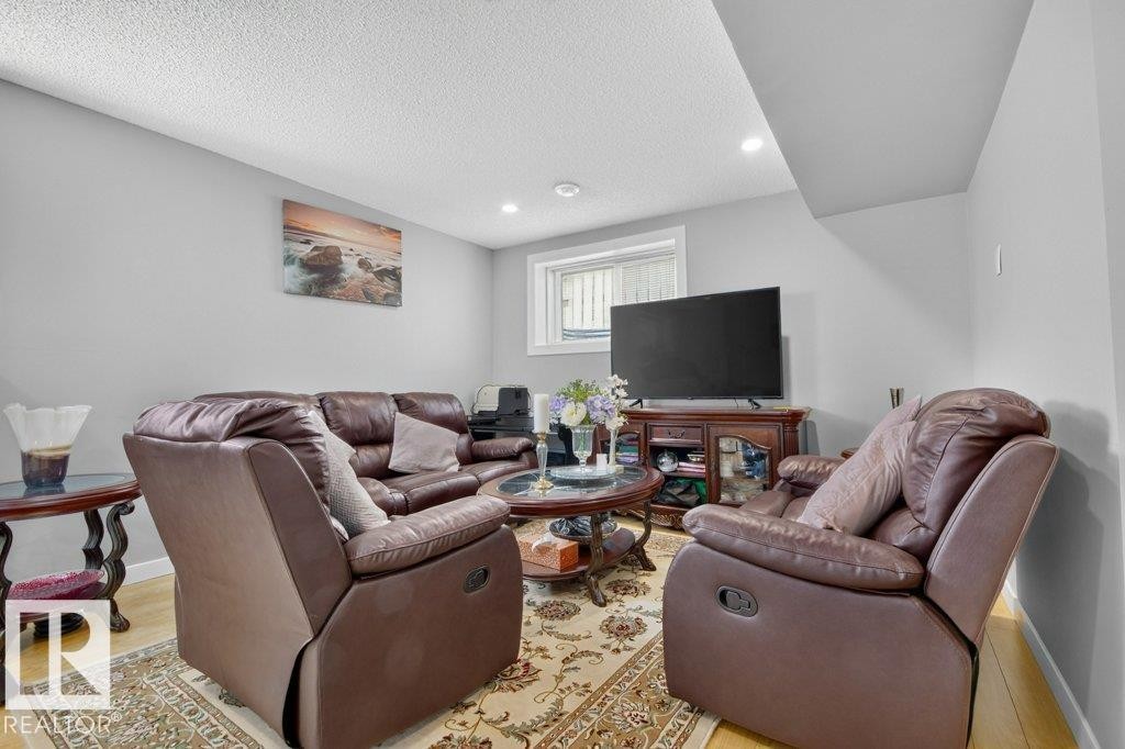 12836 72 Street, Edmonton, AB