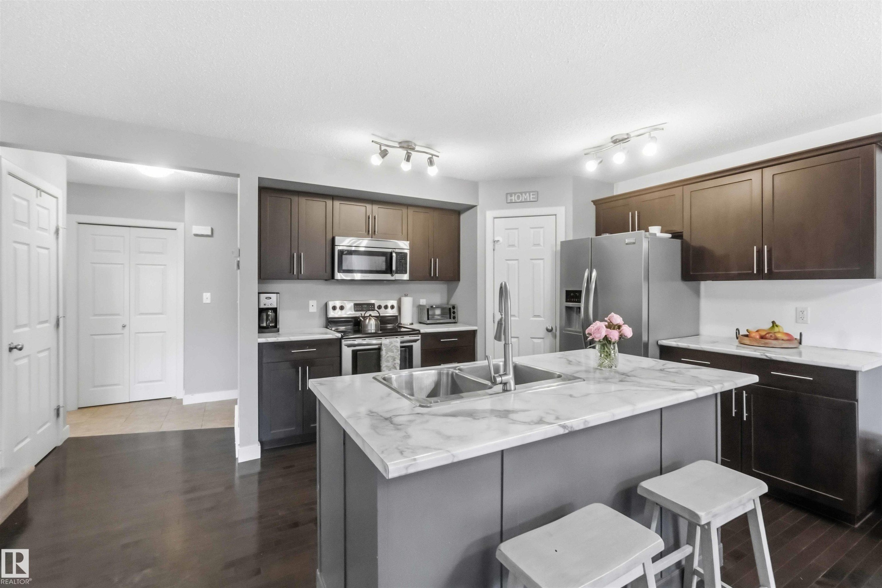 Kitchen - 20013 131 Avenue, Edmonton, AB