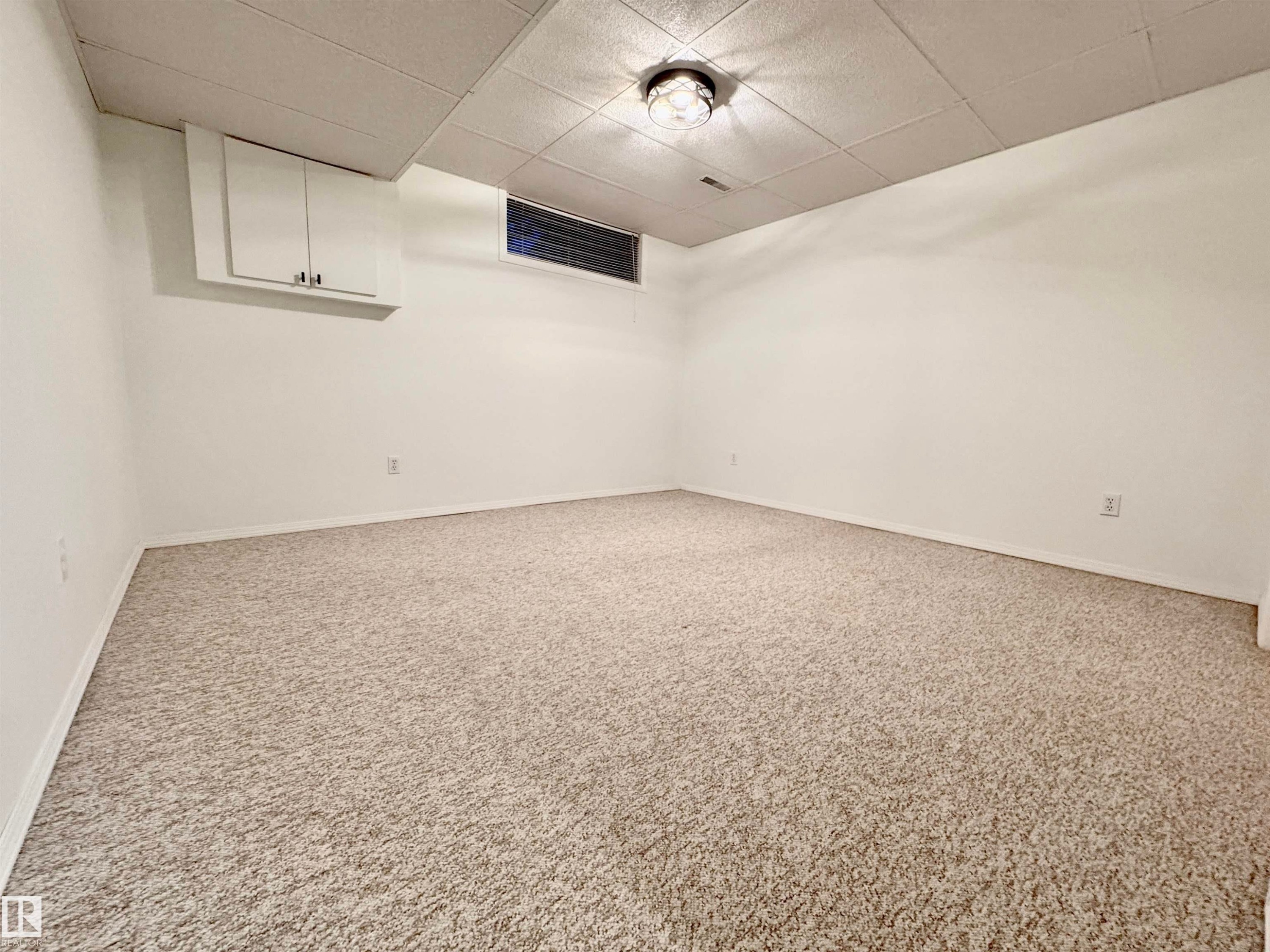 8118 27 Avenue Nw, Edmonton, AB