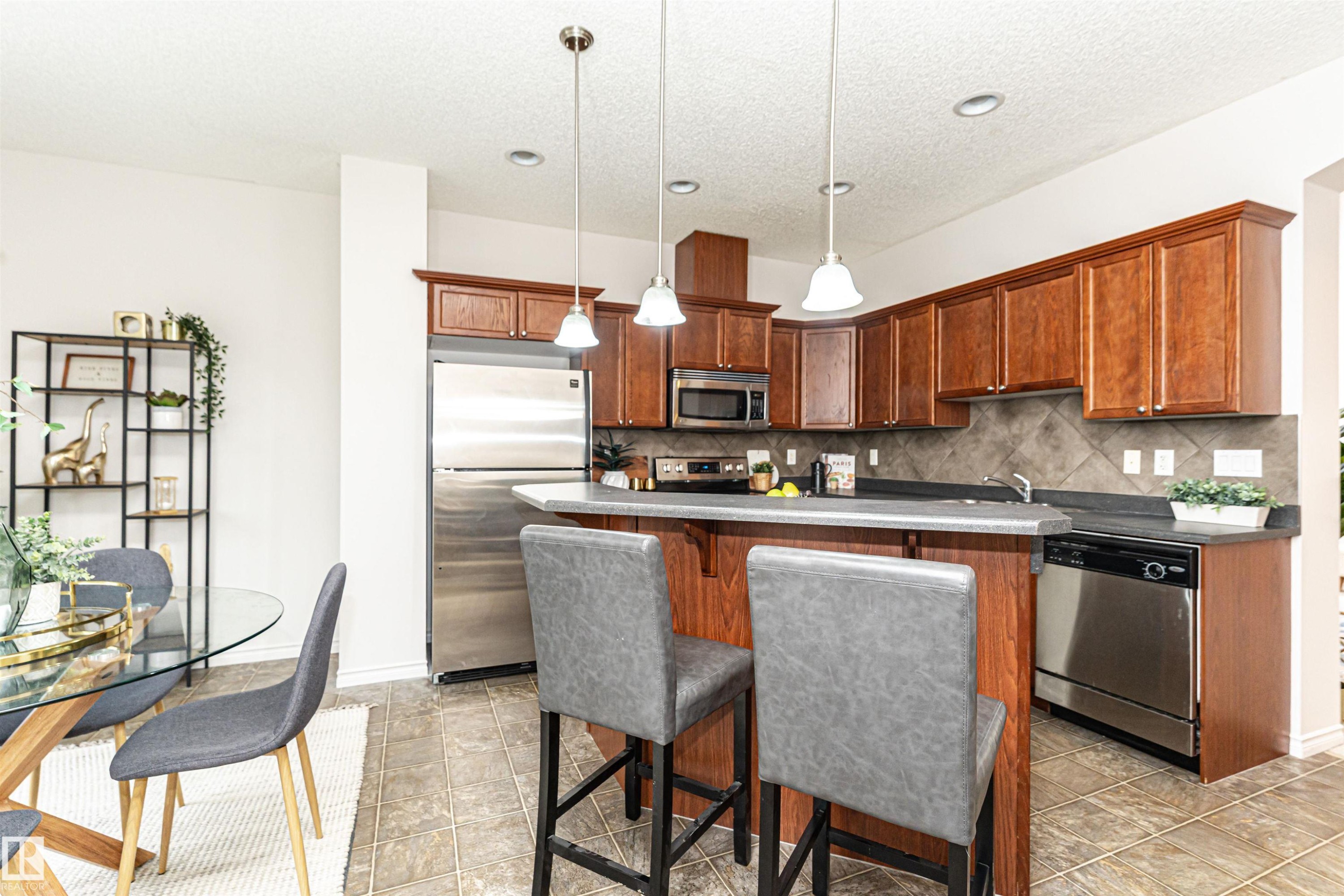 103 13825 155 Avenue, Edmonton, AB
