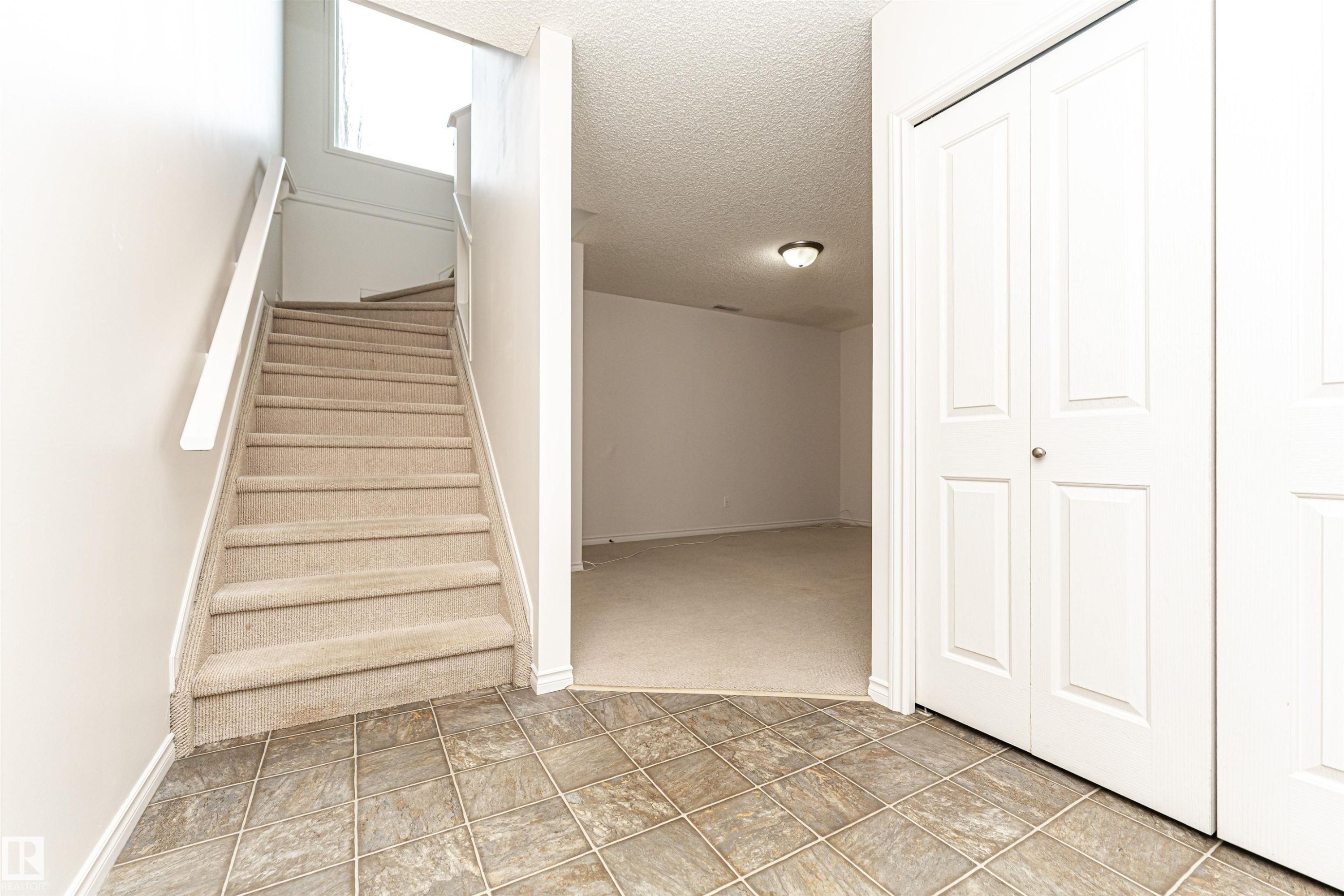 103 13825 155 Avenue, Edmonton, AB