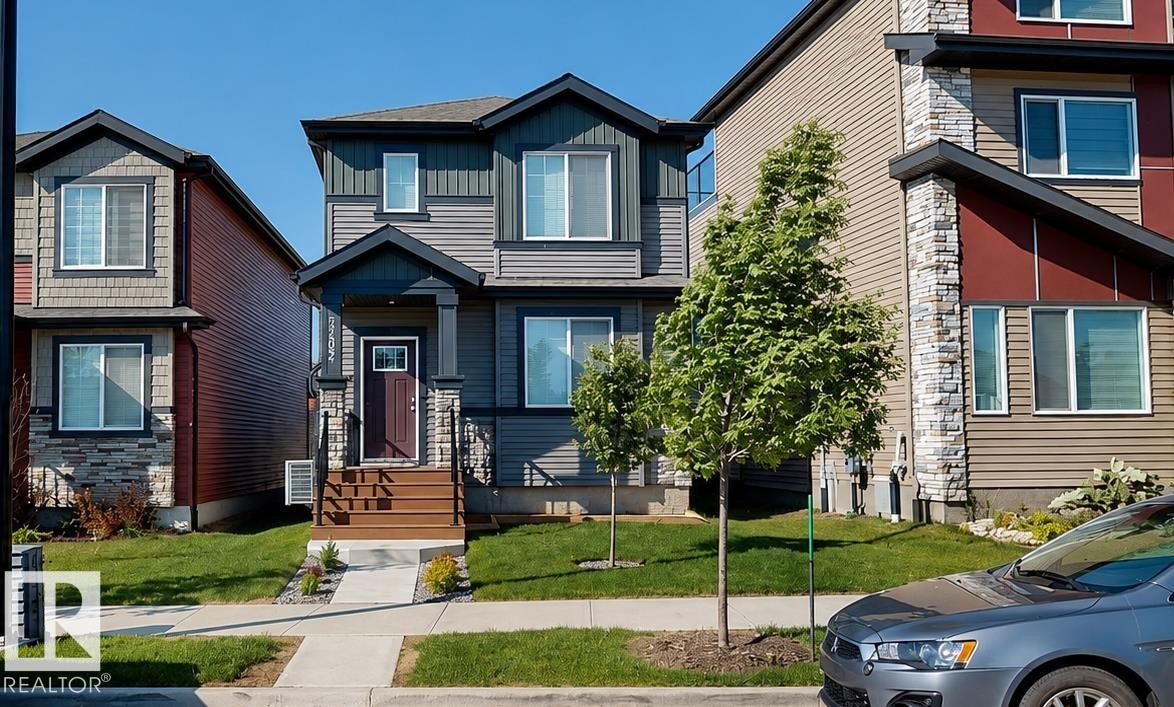 5202 Lark Crescent, Edmonton, AB