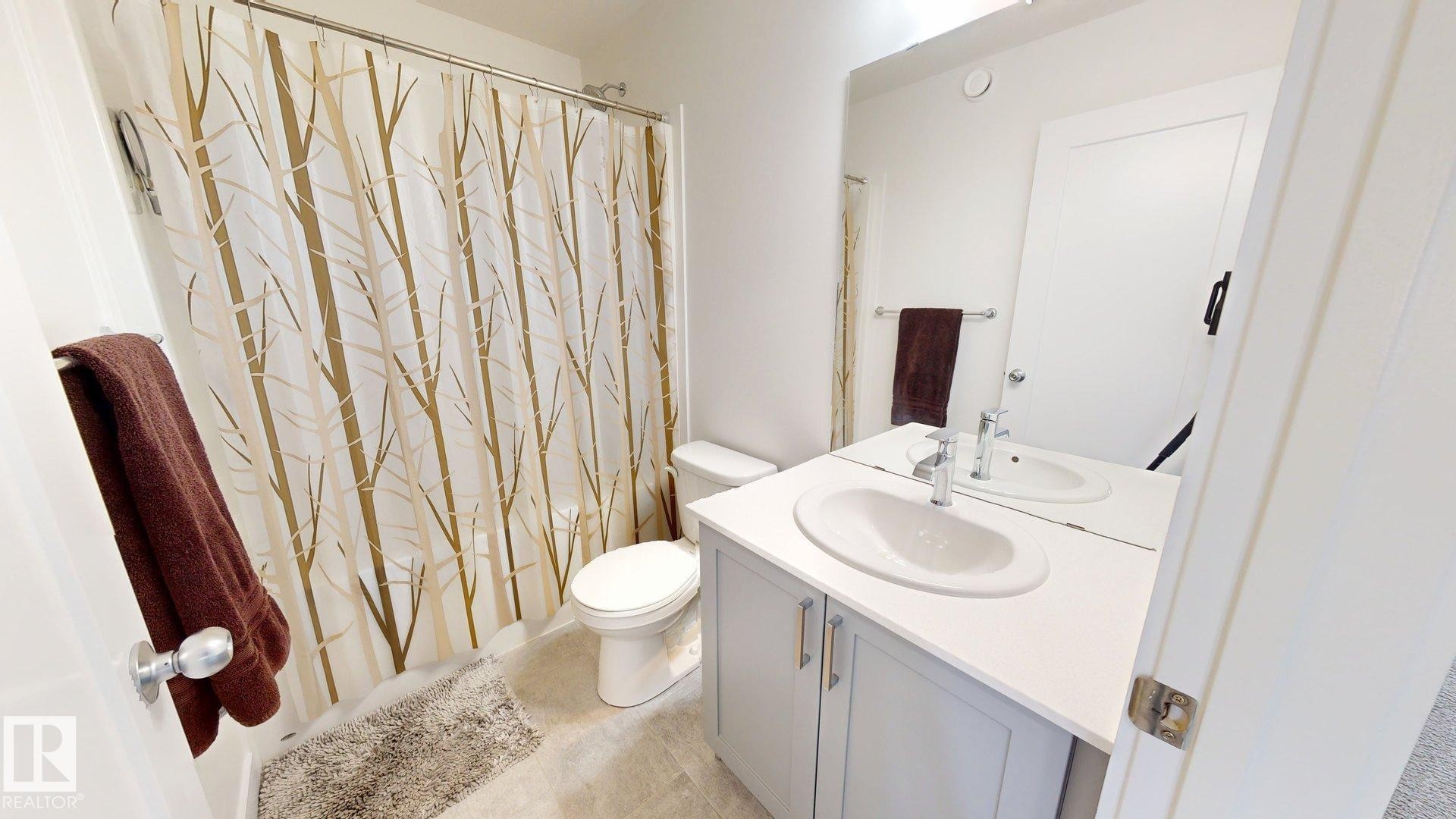 5202 Lark Crescent, Edmonton, AB