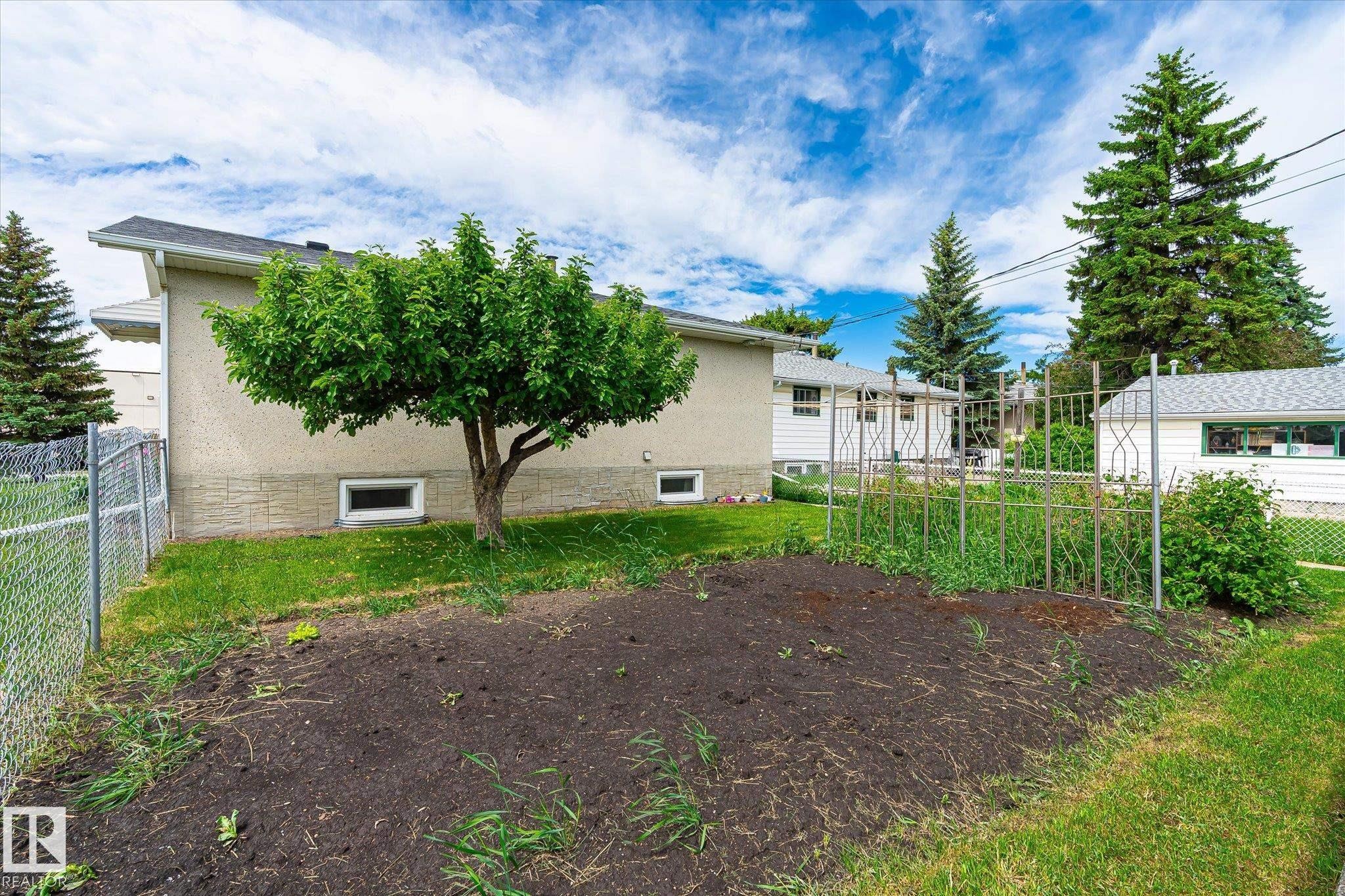 12324 133 Avenue, Edmonton, AB
