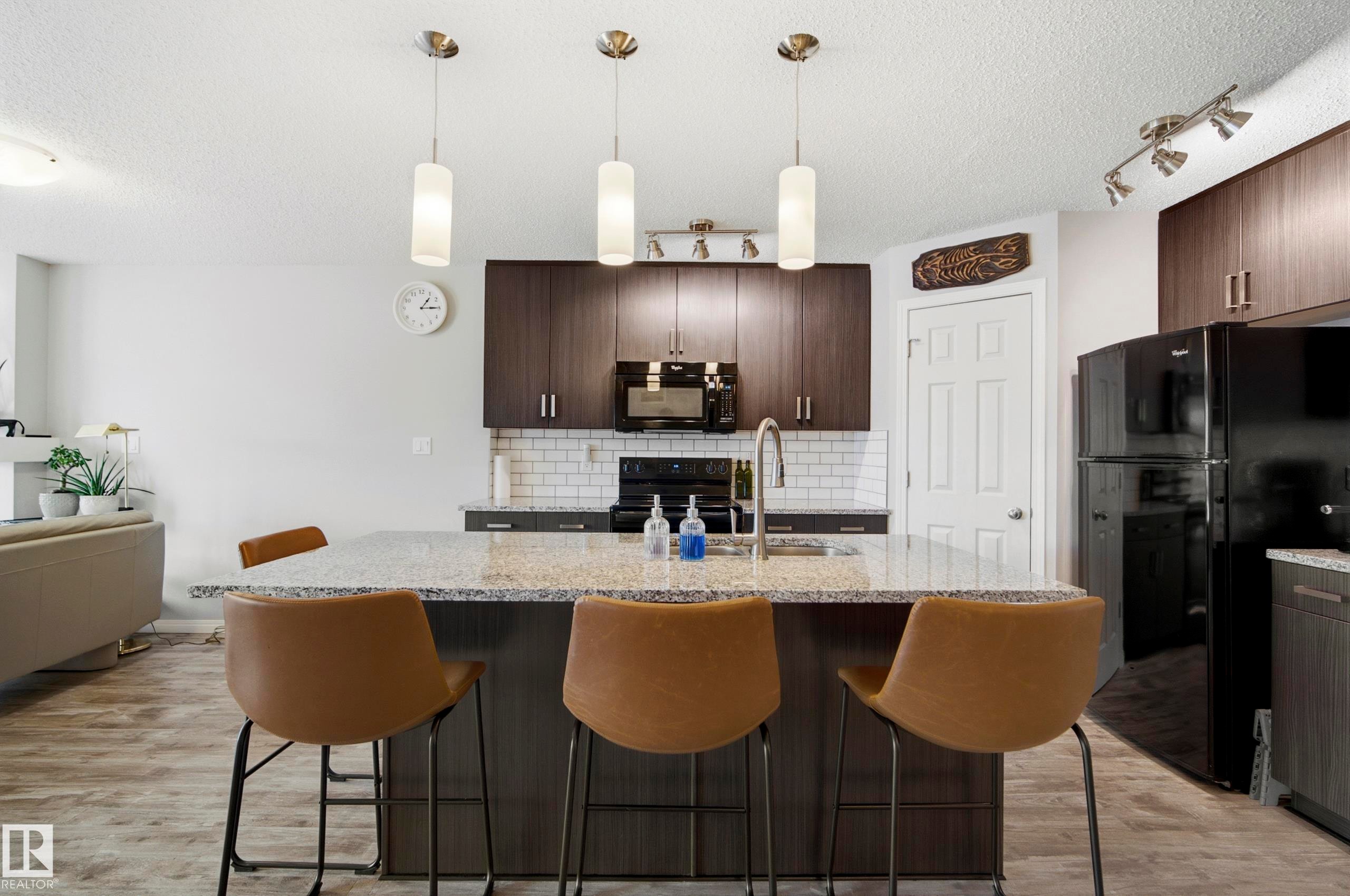 3805 Powell Wynd, Edmonton, AB