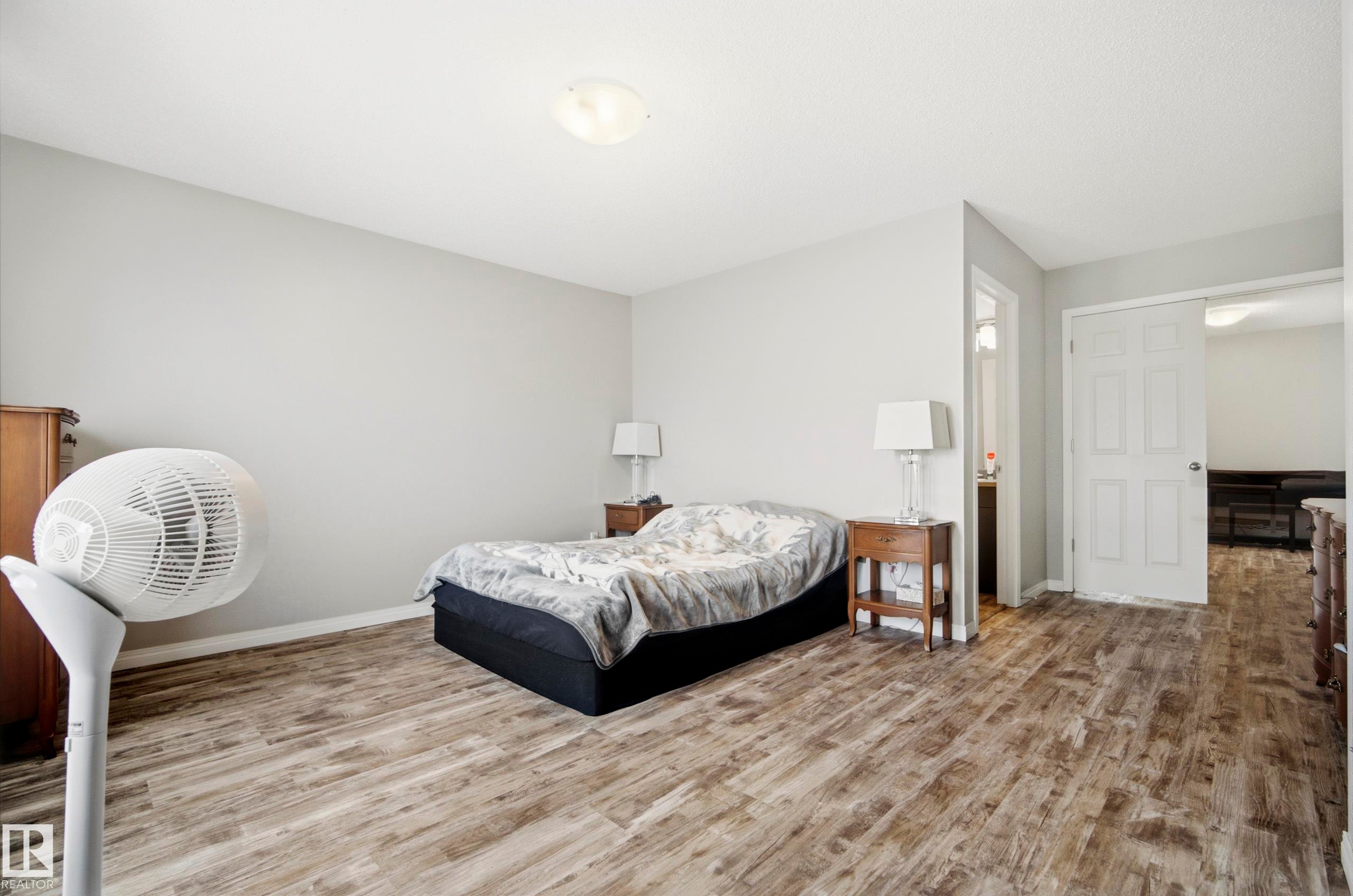 3805 Powell Wynd, Edmonton, AB