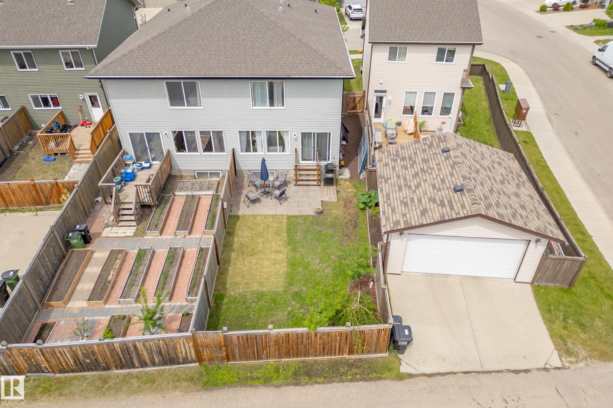 3805 Powell Wynd, Edmonton, AB