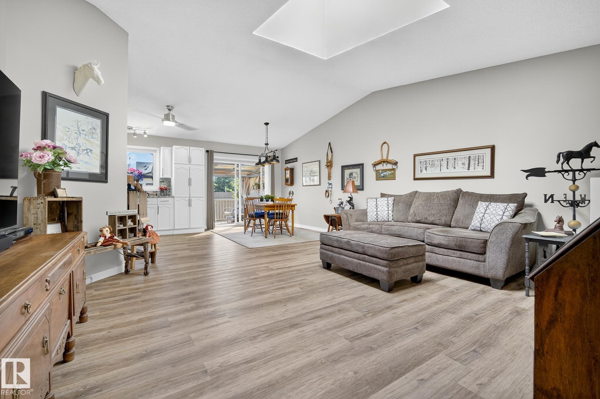 4711 25 Avenue, Edmonton, AB