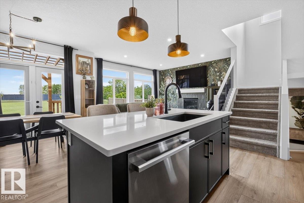 24 Maple Crescent, Gibbons, AB