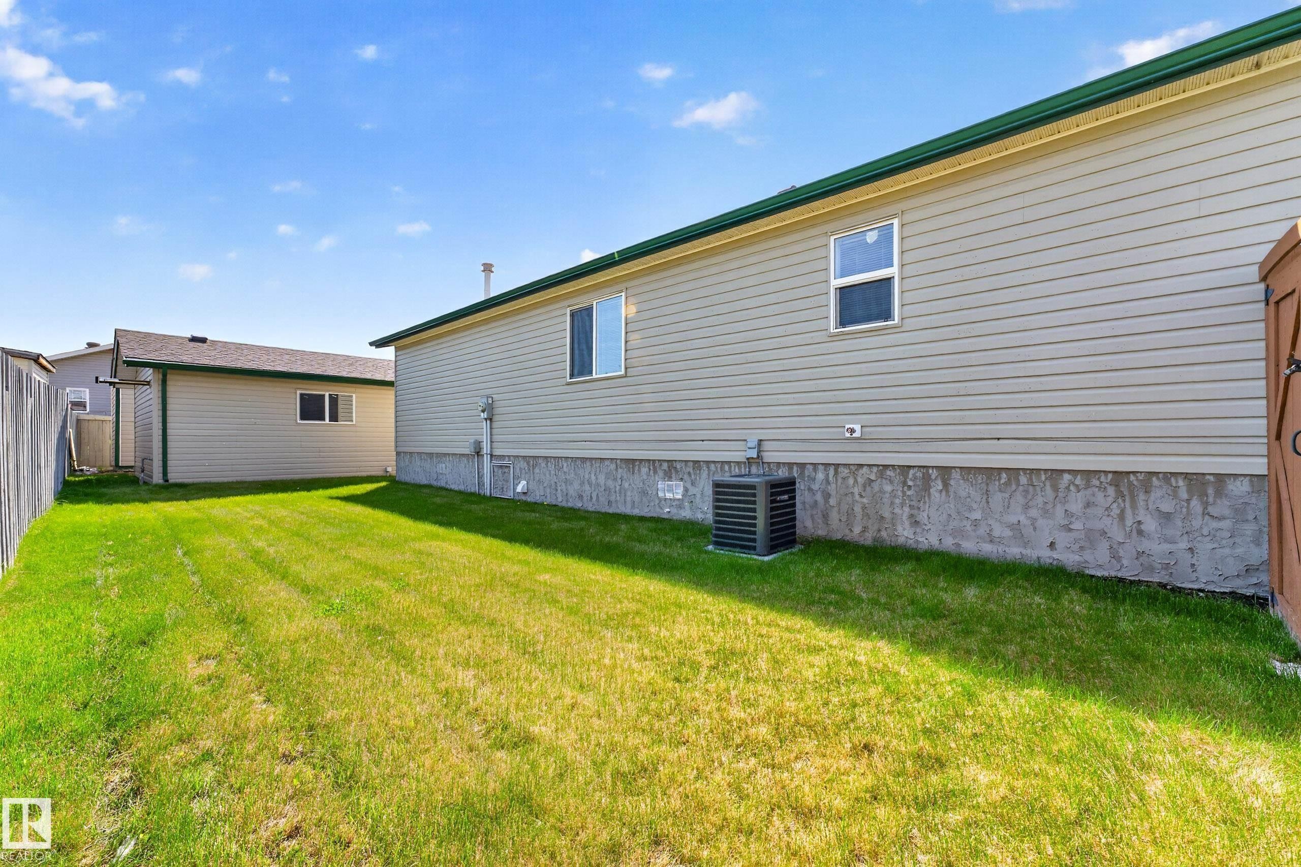 51 Jutland Crescent, Stony Plain, AB - Outdoor With Exterior