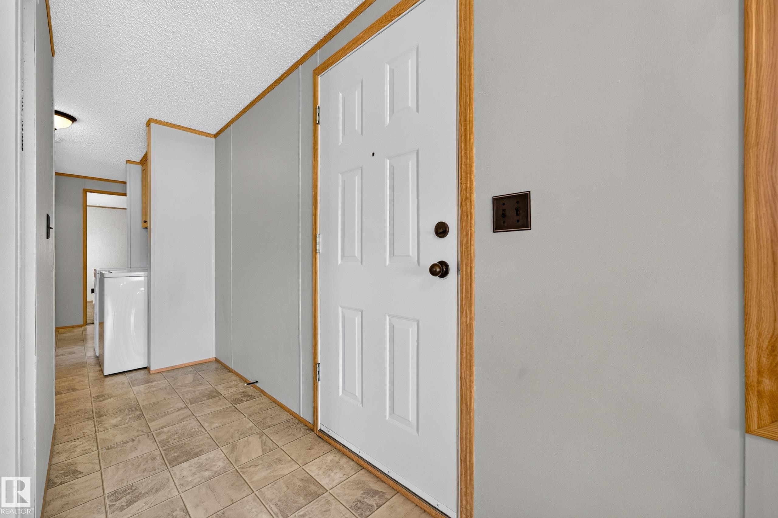 51 Jutland Crescent, Stony Plain, AB - Indoor Photo Showing Other Room