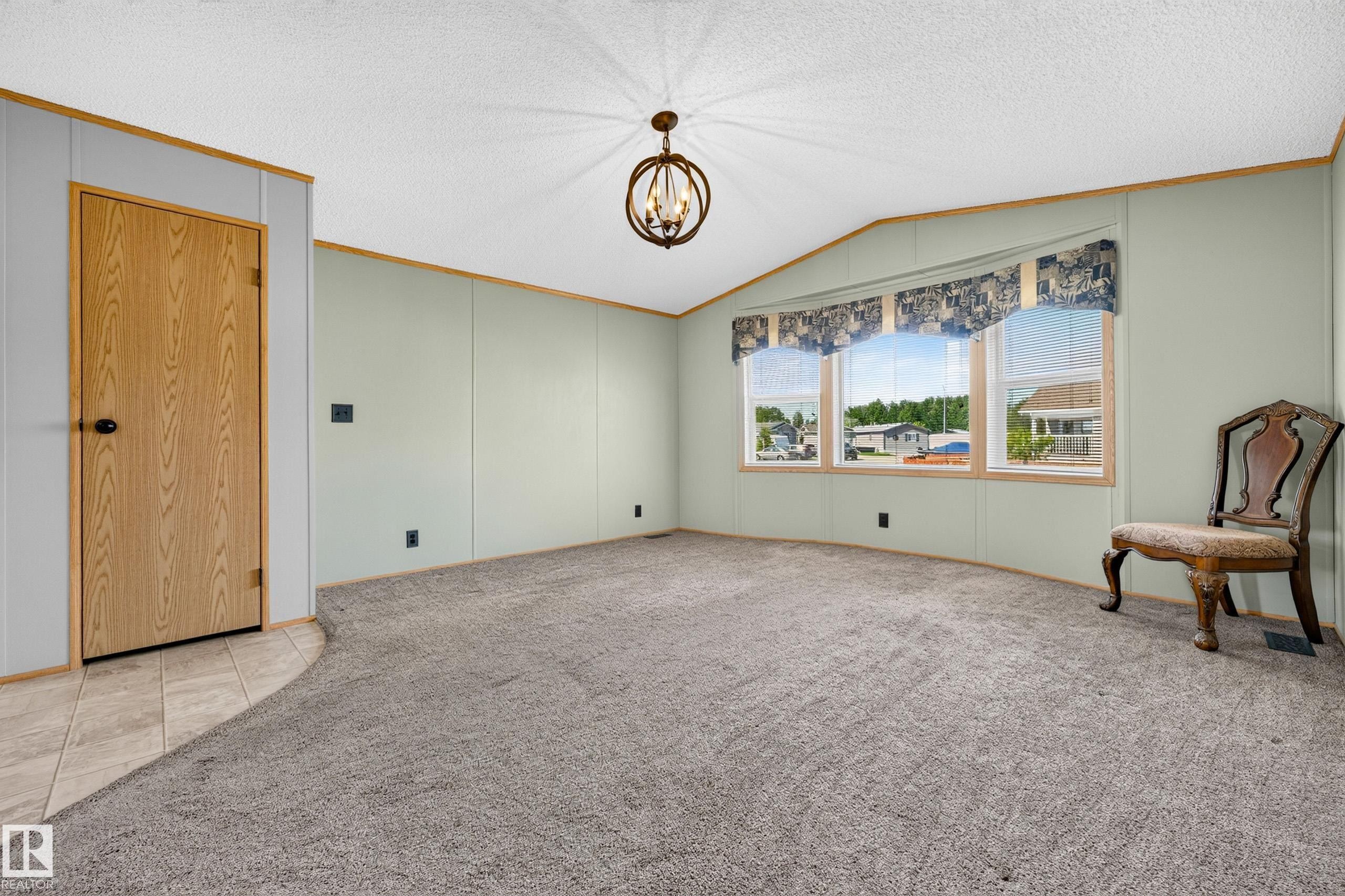 51 Jutland Crescent, Stony Plain, AB - Indoor Photo Showing Other Room