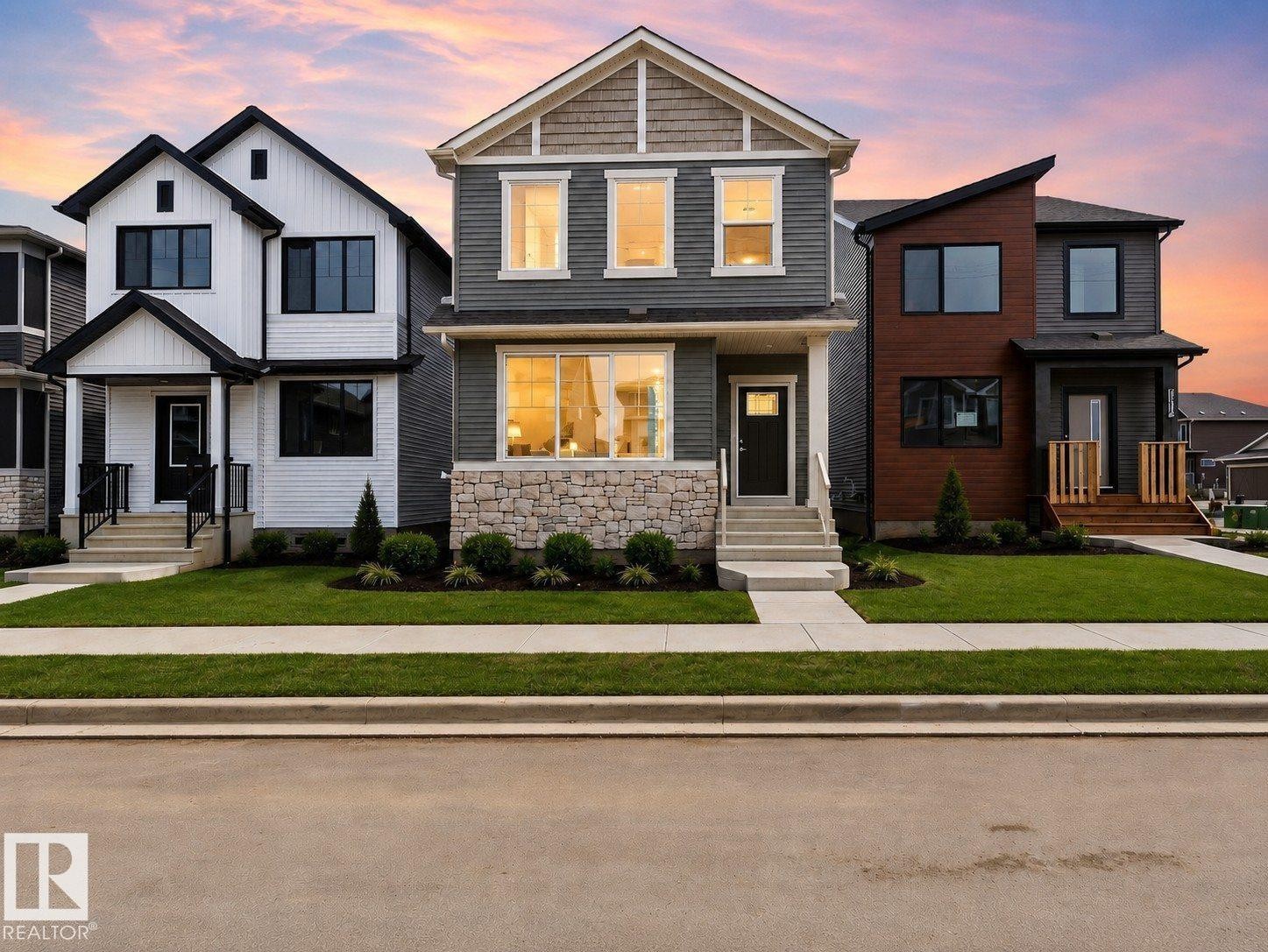 5749 Hawthorn Common, Edmonton, AB